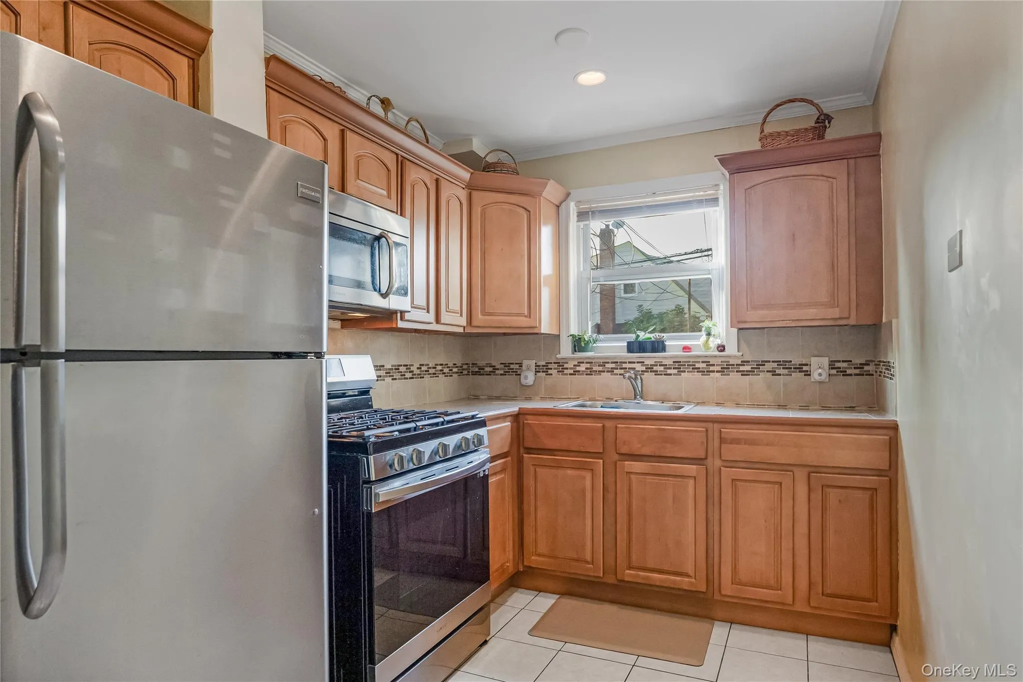22533 Murdock Avenue, New York, NY, 3 Bedrooms Bedrooms, 7 Rooms Rooms,2 BathroomsBathrooms,Residential,For Rent,Murdock,0,1064092 22533 Murdock Avenue, New York, NY, 3 Bedrooms Bedrooms, 7 Rooms Rooms,2 BathroomsBathrooms,Residential,For Rent,Murdock,0,1064092