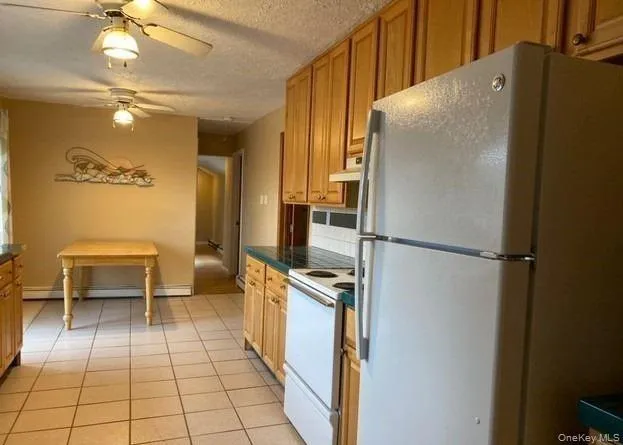 40 Garden Road, Brookhaven, NY, 4 Bedrooms Bedrooms, 6 Rooms Rooms,2 BathroomsBathrooms,Residential,For Rent,Garden,0,1064094 40 Garden Road, Brookhaven, NY, 4 Bedrooms Bedrooms, 6 Rooms Rooms,2 BathroomsBathrooms,Residential,For Rent,Garden,0,1064094