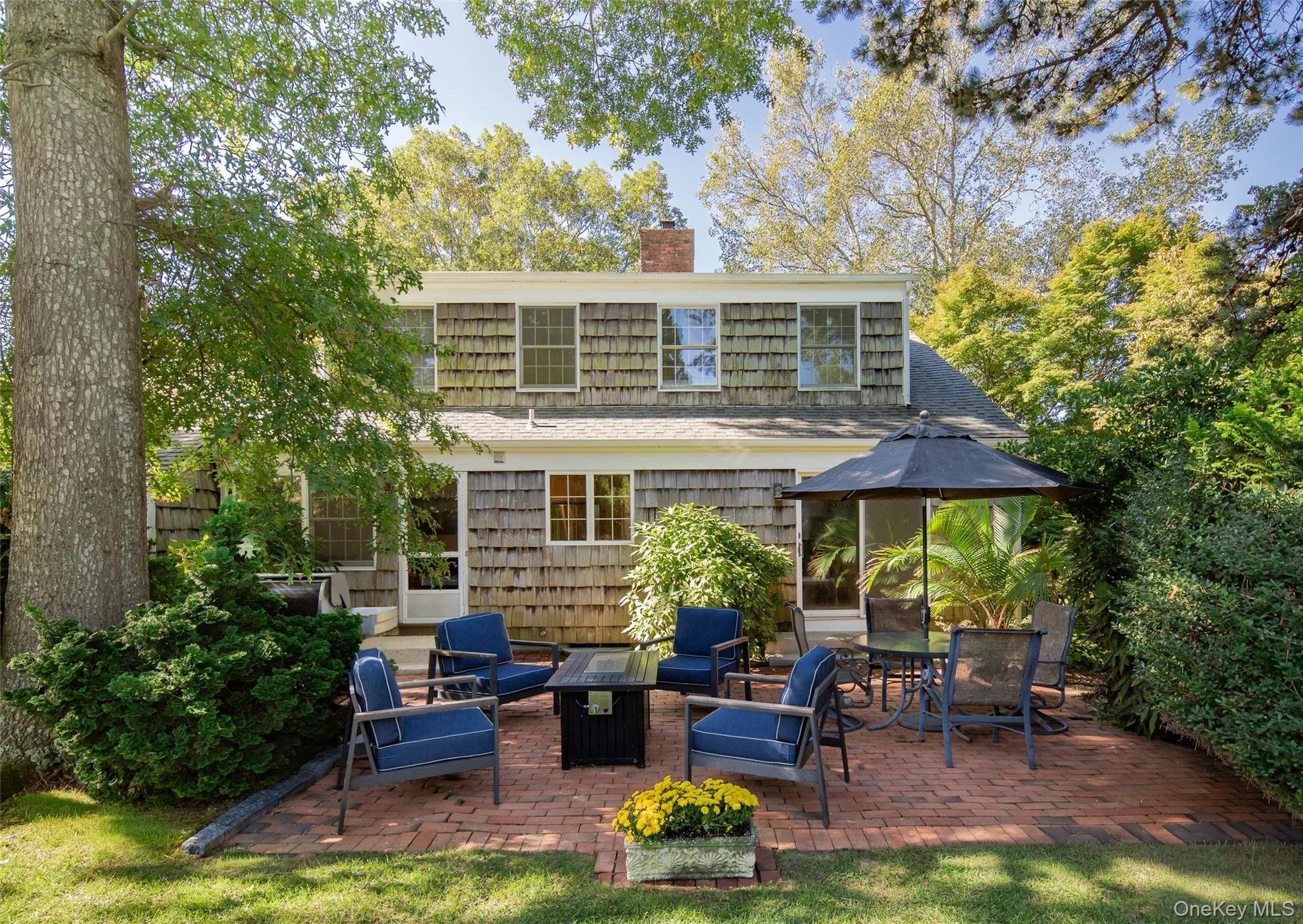 32 Aberdeen Lane, Southampton, New York 11968