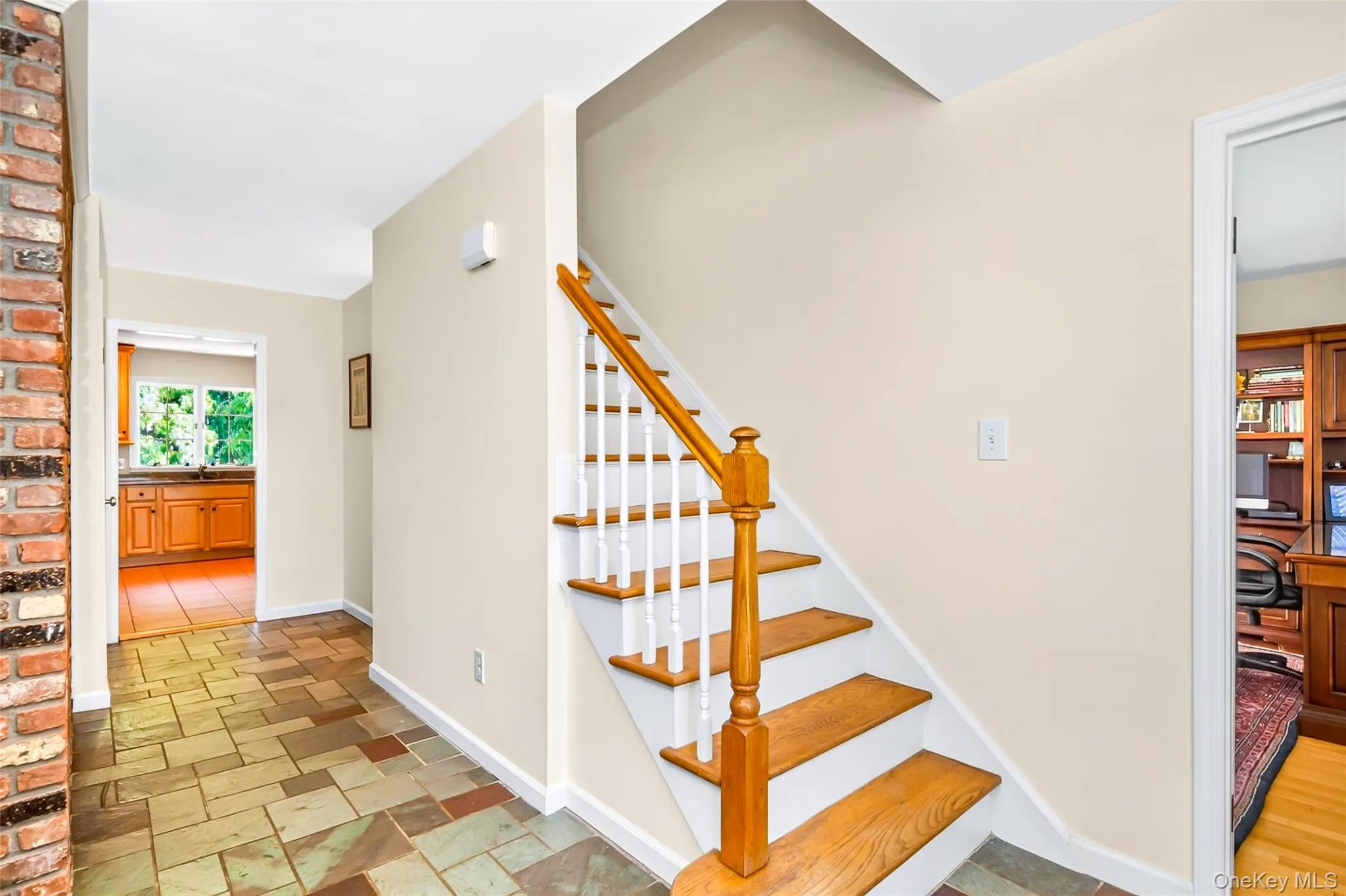 32 Aberdeen Lane, Southampton, New York 11968