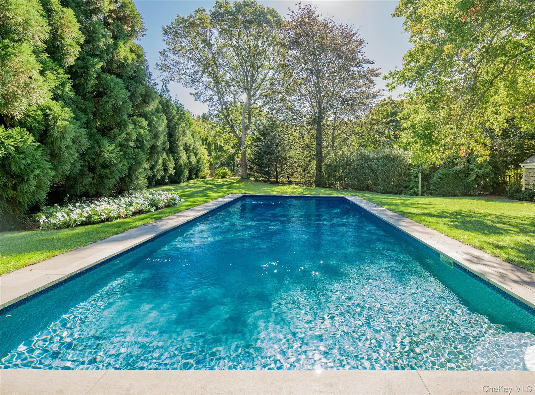 32 Aberdeen Lane, Southampton, New York 11968