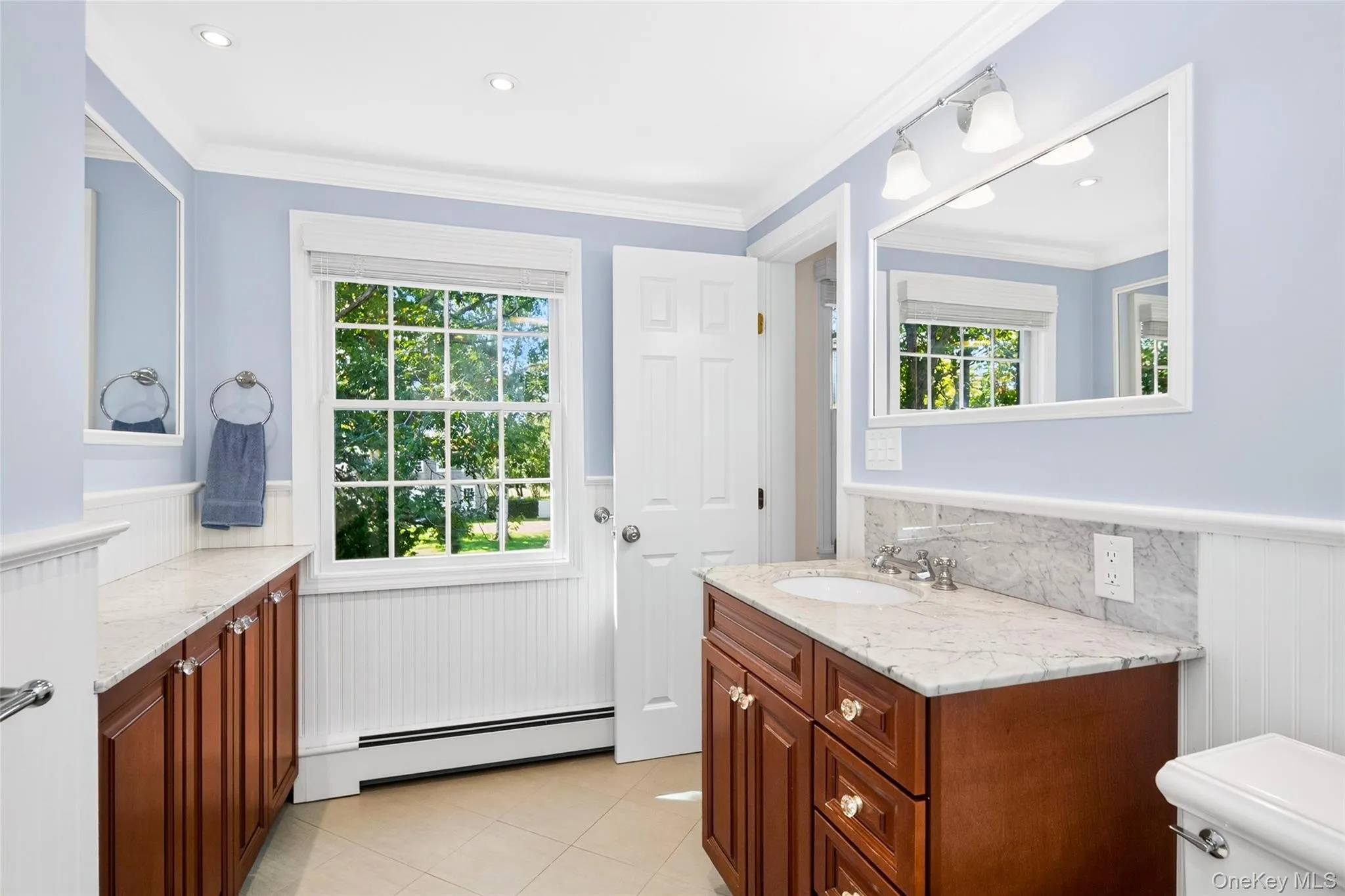 32 Aberdeen Lane, Southampton, New York 11968