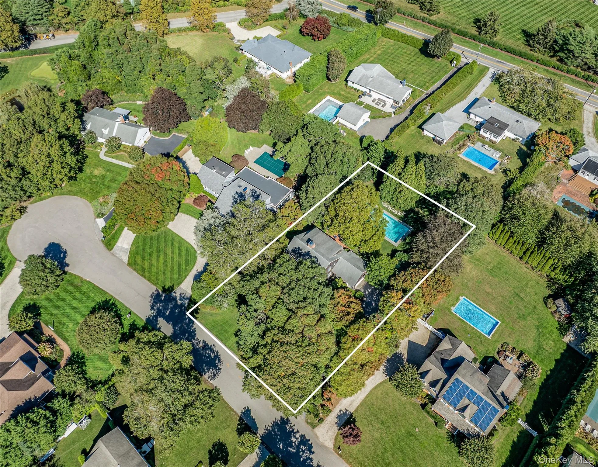 32 Aberdeen Lane, Southampton, New York 11968