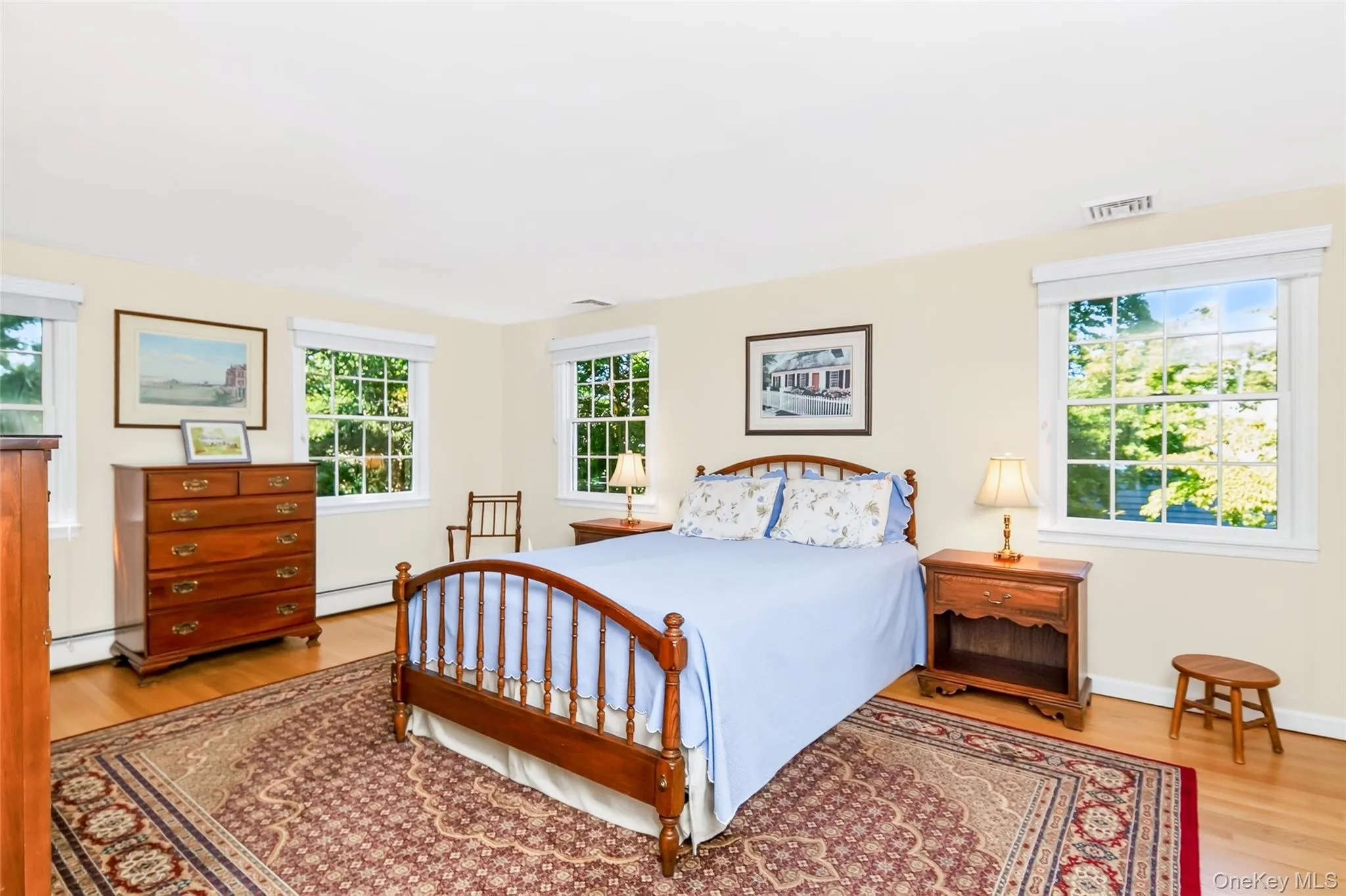 32 Aberdeen Lane, Southampton, New York 11968