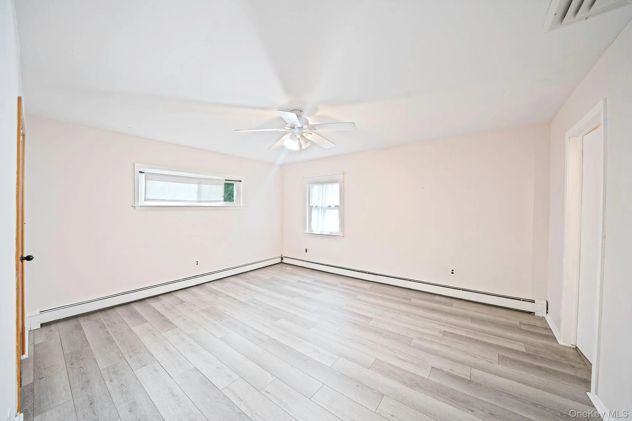 2400 New York Avenue, Huntington, NY, 2 Bedroom Bedrooms, 8 Room Rooms,2 BathroomBathrooms,Residential Lease,For Rent,New York,0,1064099 2400 New York Avenue, Huntington, NY, 2 Bedroom Bedrooms, 8 Room Rooms,2 BathroomBathrooms,Residential Lease,For Rent,New York,0,1064099