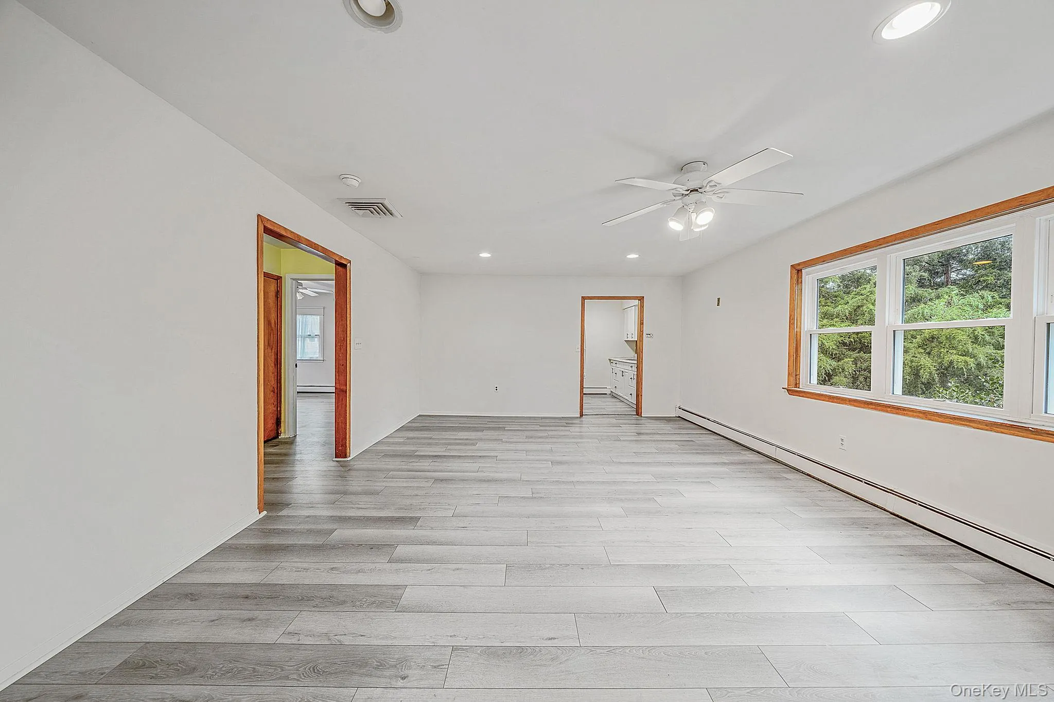 2400 New York Avenue, Huntington, NY, 2 Bedroom Bedrooms, 8 Room Rooms,2 BathroomBathrooms,Residential Lease,For Rent,New York,0,1064099 2400 New York Avenue, Huntington, NY, 2 Bedroom Bedrooms, 8 Room Rooms,2 BathroomBathrooms,Residential Lease,For Rent,New York,0,1064099