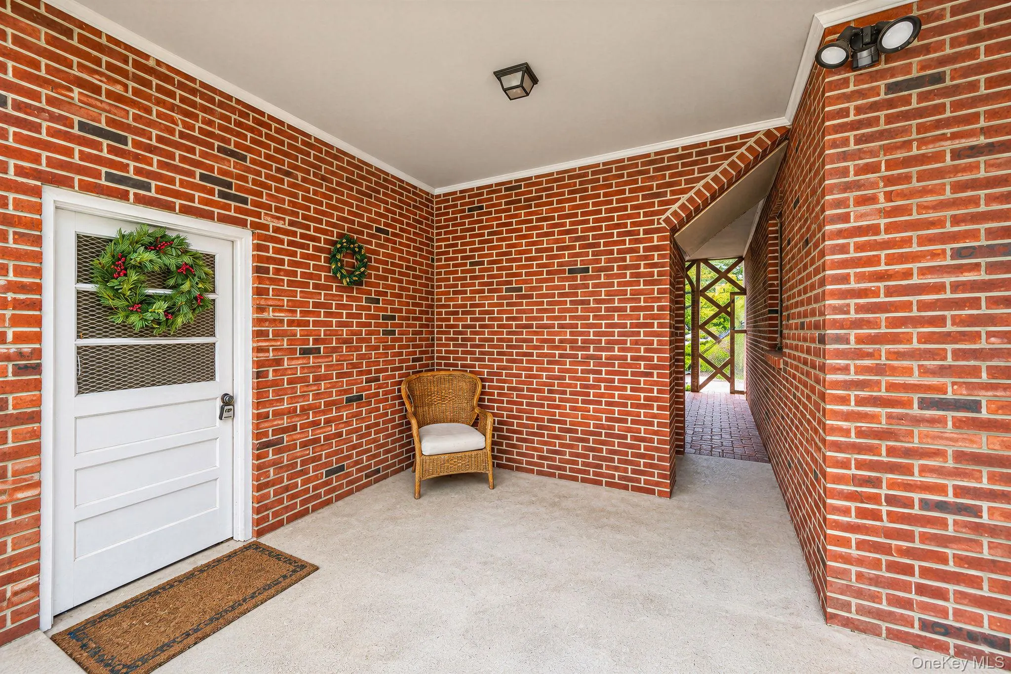 2400 New York Avenue, Huntington, NY, 2 Bedroom Bedrooms, 8 Room Rooms,2 BathroomBathrooms,Residential Lease,For Rent,New York,0,1064099 2400 New York Avenue, Huntington, NY, 2 Bedroom Bedrooms, 8 Room Rooms,2 BathroomBathrooms,Residential Lease,For Rent,New York,0,1064099
