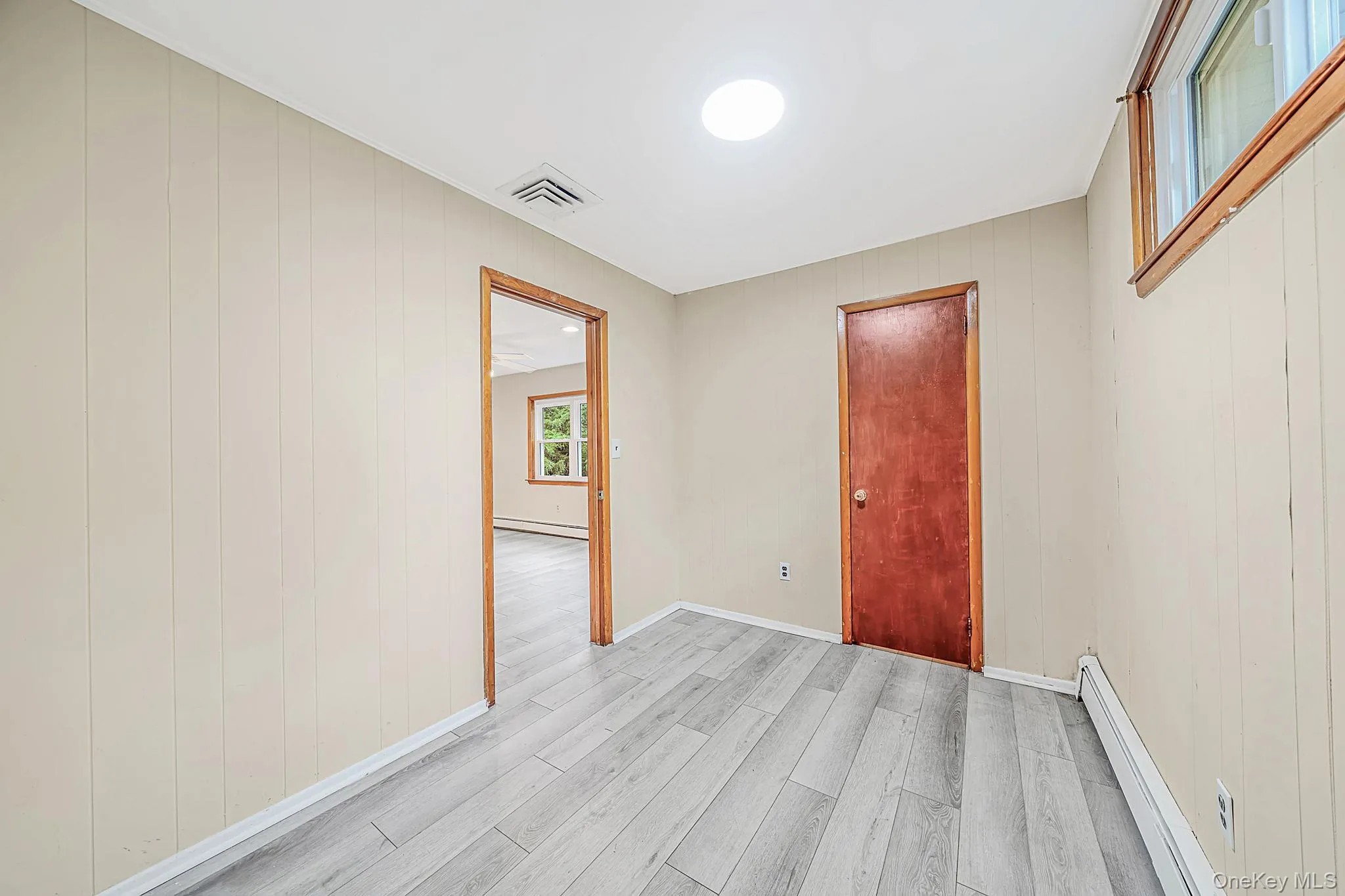 2400 New York Avenue, Huntington, NY, 2 Bedroom Bedrooms, 8 Room Rooms,2 BathroomBathrooms,Residential Lease,For Rent,New York,0,1064099 2400 New York Avenue, Huntington, NY, 2 Bedroom Bedrooms, 8 Room Rooms,2 BathroomBathrooms,Residential Lease,For Rent,New York,0,1064099