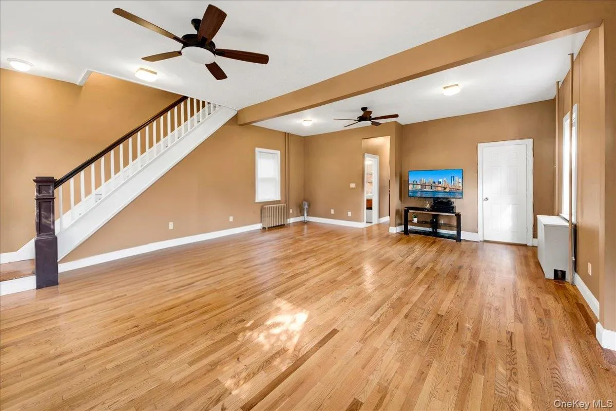 8 Soundview Terrace, New York, NY, 3 Bedrooms Bedrooms, 6 Rooms Rooms,2 BathroomsBathrooms,Residential,For Rent,Soundview,0,1064114 8 Soundview Terrace, New York, NY, 3 Bedrooms Bedrooms, 6 Rooms Rooms,2 BathroomsBathrooms,Residential,For Rent,Soundview,0,1064114