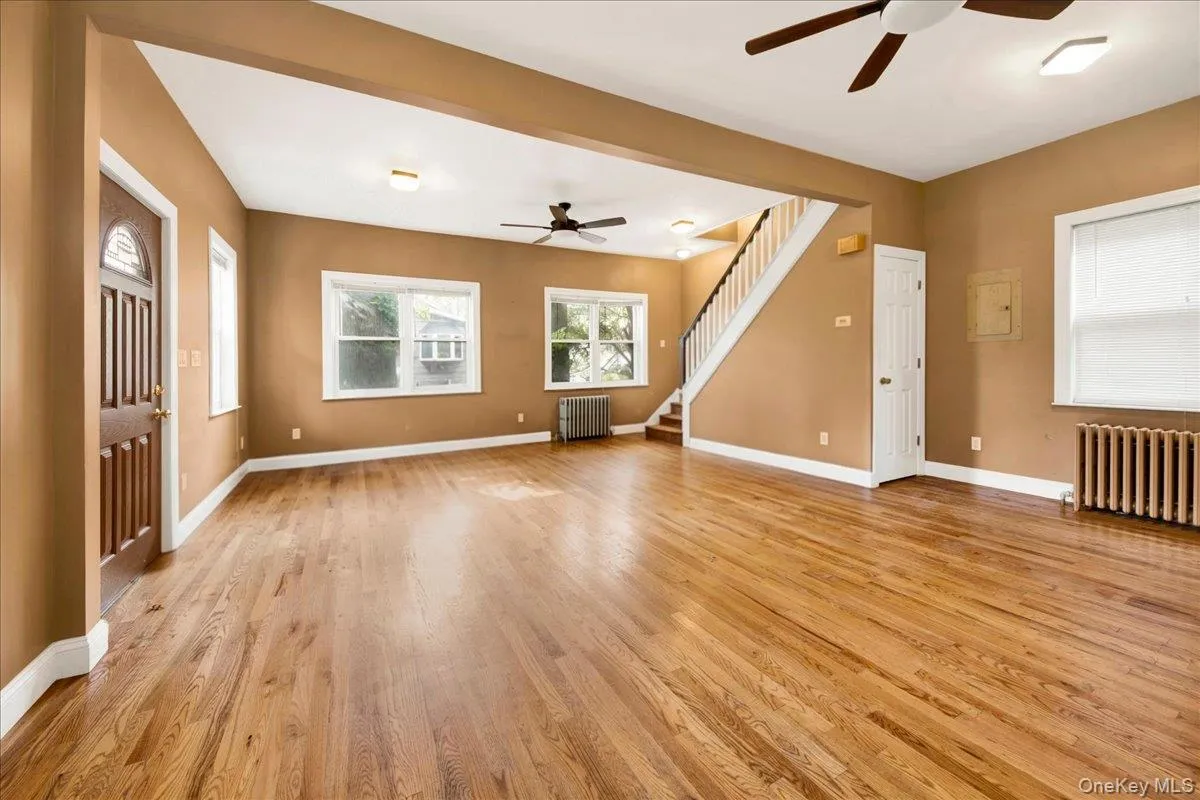 8 Soundview Terrace, New York, NY, 3 Bedrooms Bedrooms, 6 Rooms Rooms,2 BathroomsBathrooms,Residential,For Rent,Soundview,0,1064114 8 Soundview Terrace, New York, NY, 3 Bedrooms Bedrooms, 6 Rooms Rooms,2 BathroomsBathrooms,Residential,For Rent,Soundview,0,1064114