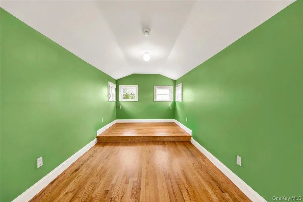 8 Soundview Terrace, New York, NY, 3 Bedrooms Bedrooms, 6 Rooms Rooms,2 BathroomsBathrooms,Residential,For Rent,Soundview,0,1064114 8 Soundview Terrace, New York, NY, 3 Bedrooms Bedrooms, 6 Rooms Rooms,2 BathroomsBathrooms,Residential,For Rent,Soundview,0,1064114