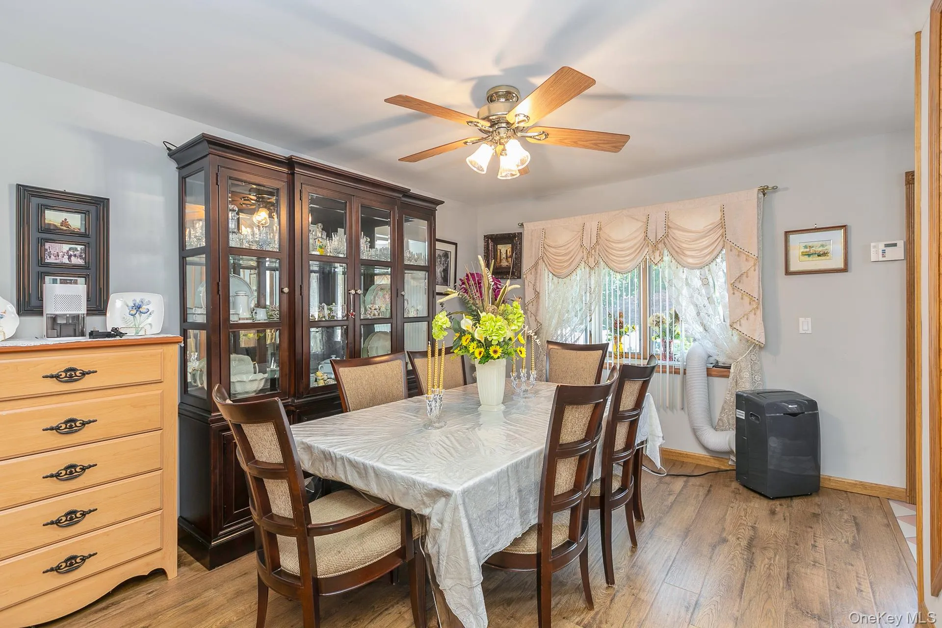 17 Victory Avenue, Brookhaven, NY, 3 Bedrooms Bedrooms, 6 Rooms Rooms,2 BathroomsBathrooms,Residential,For Rent,Victory,0,1064115 17 Victory Avenue, Brookhaven, NY, 3 Bedrooms Bedrooms, 6 Rooms Rooms,2 BathroomsBathrooms,Residential,For Rent,Victory,0,1064115