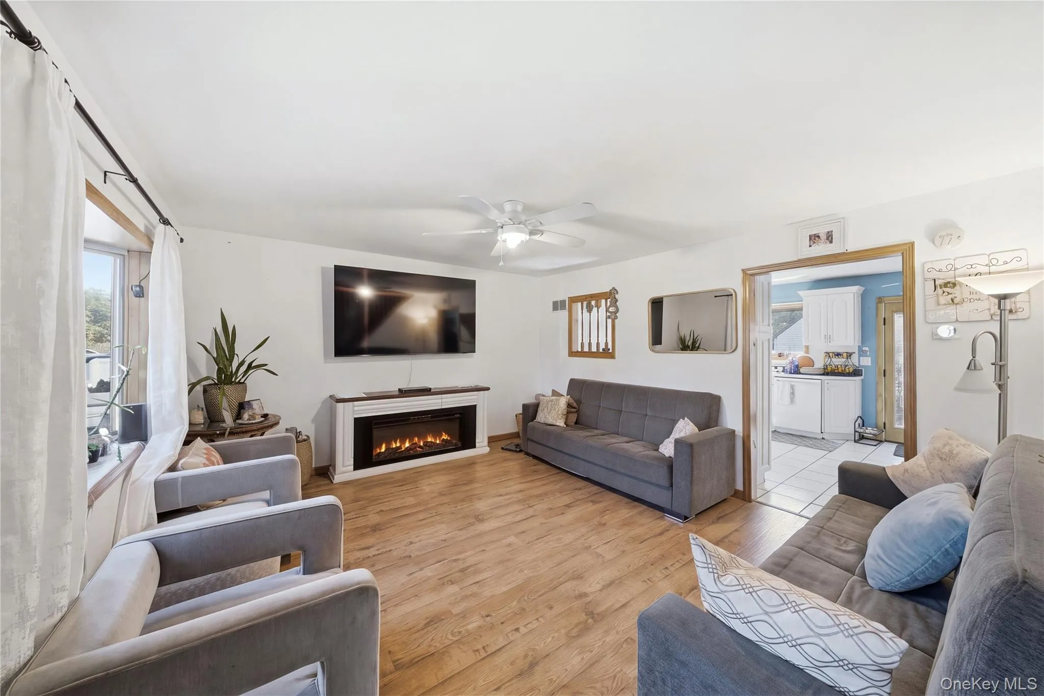 17 Victory Avenue, Brookhaven, NY, 3 Bedrooms Bedrooms, 6 Rooms Rooms,2 BathroomsBathrooms,Residential,For Rent,Victory,0,1064115 17 Victory Avenue, Brookhaven, NY, 3 Bedrooms Bedrooms, 6 Rooms Rooms,2 BathroomsBathrooms,Residential,For Rent,Victory,0,1064115