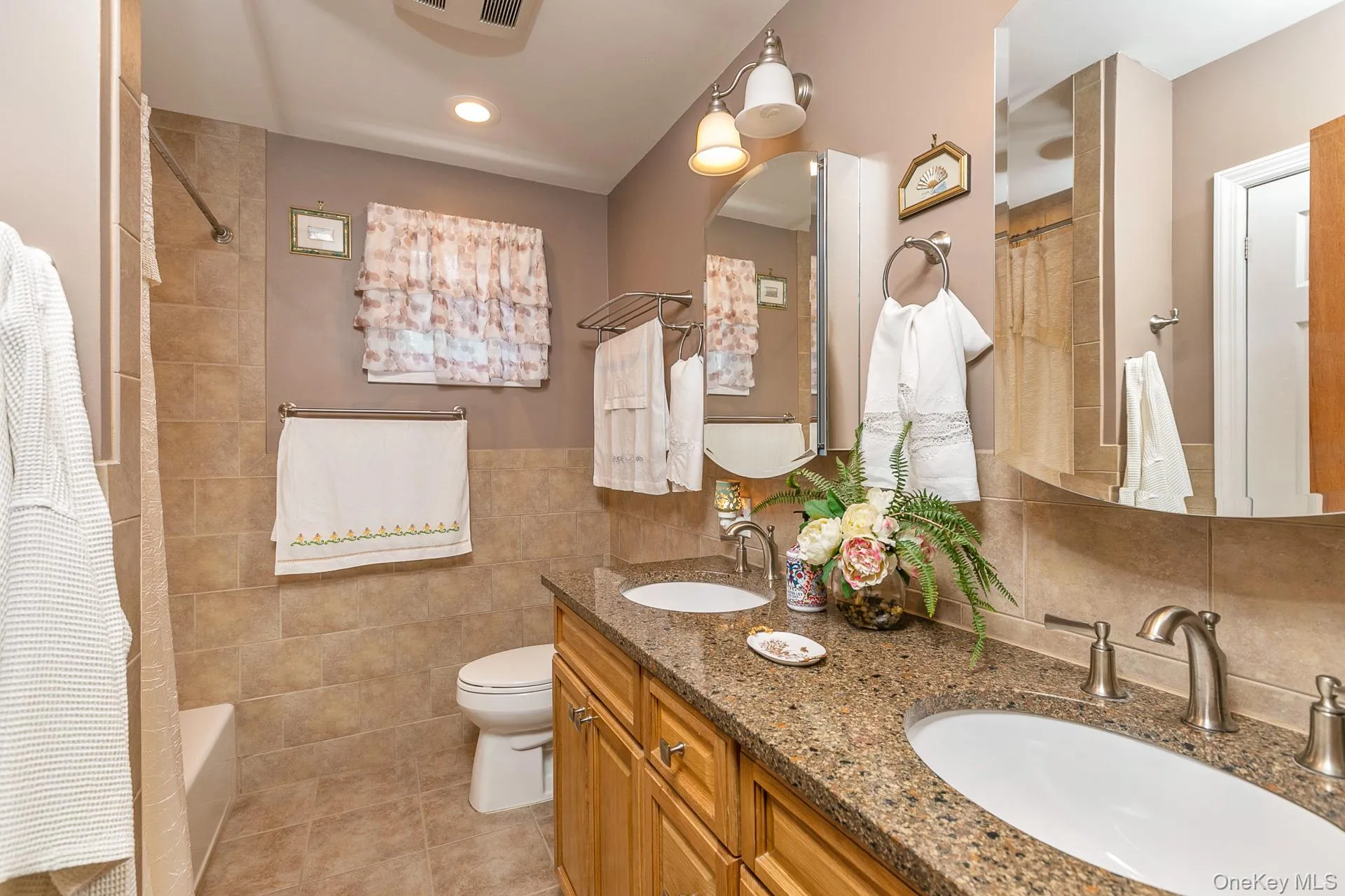 17 Victory Avenue, Brookhaven, NY, 3 Bedrooms Bedrooms, 6 Rooms Rooms,2 BathroomsBathrooms,Residential,For Rent,Victory,0,1064115 17 Victory Avenue, Brookhaven, NY, 3 Bedrooms Bedrooms, 6 Rooms Rooms,2 BathroomsBathrooms,Residential,For Rent,Victory,0,1064115