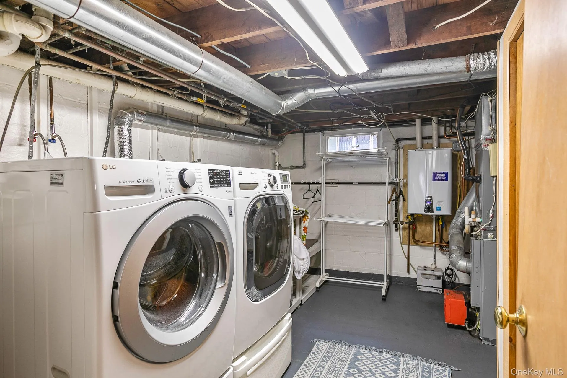 17 Victory Avenue, Brookhaven, NY, 3 Bedrooms Bedrooms, 6 Rooms Rooms,2 BathroomsBathrooms,Residential,For Rent,Victory,0,1064115 17 Victory Avenue, Brookhaven, NY, 3 Bedrooms Bedrooms, 6 Rooms Rooms,2 BathroomsBathrooms,Residential,For Rent,Victory,0,1064115