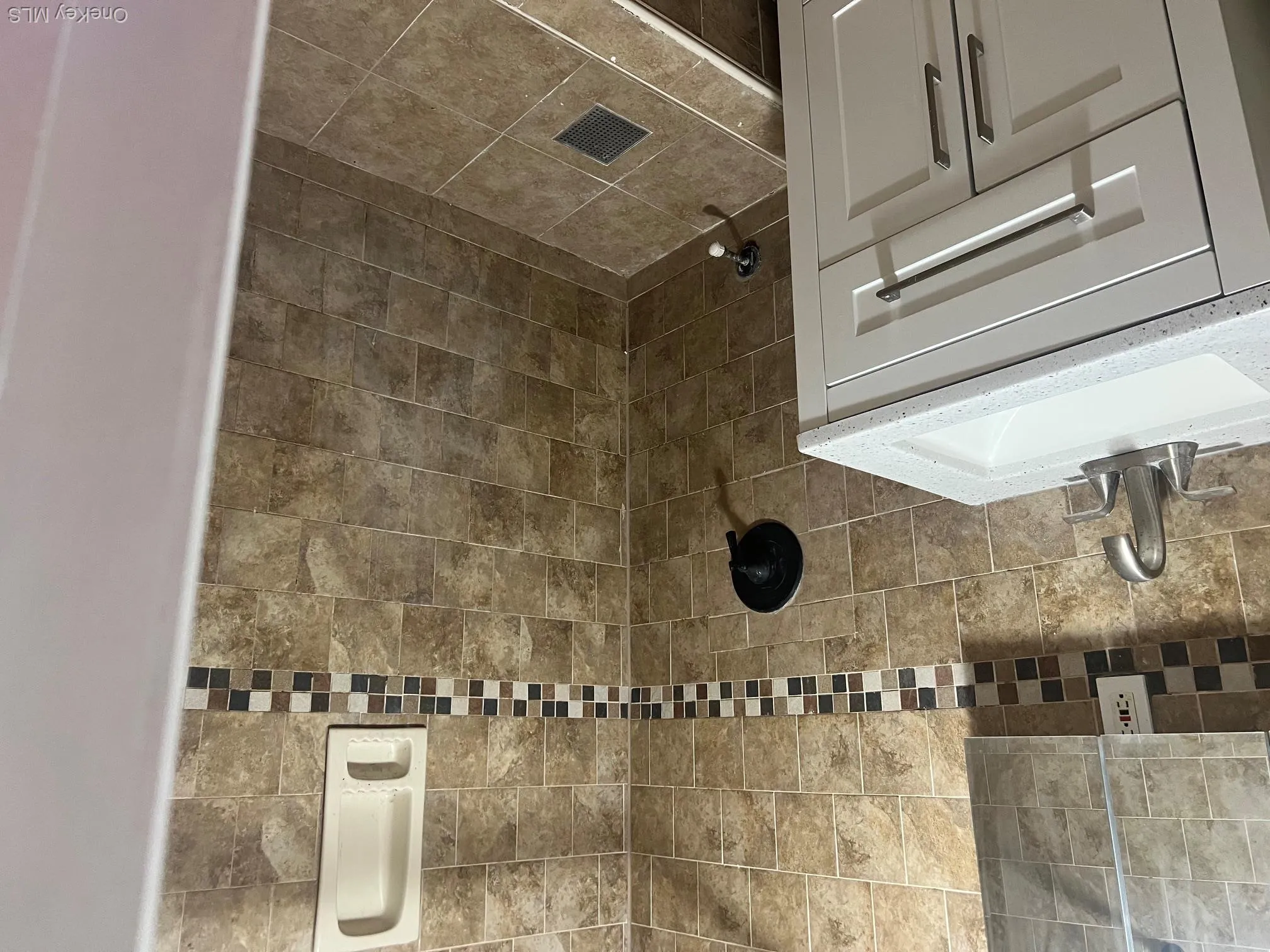 291 Old Town Road, Brookhaven, NY , With , 5 Bedroom , and , 7 Room , 2 Bathroom , For , Residential Lease , For Rent , 1064124 , MLSID,1064124 291 Old Town Road, Brookhaven, NY , With , 5 Bedroom , and , 7 Room , 2 Bathroom , For , Residential Lease , For Rent , 1064124 , MLSID,1064124
