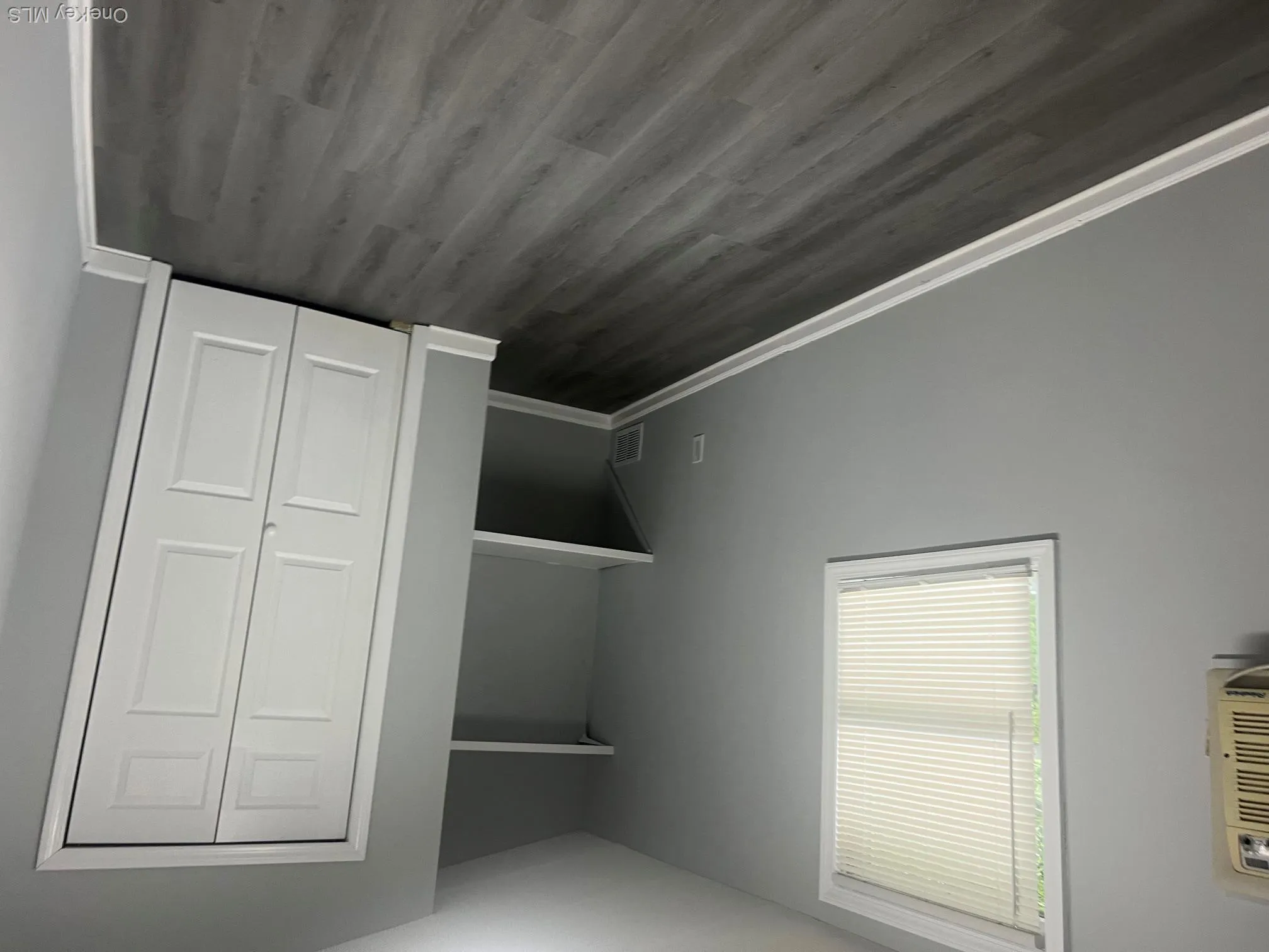 291 Old Town Road, Brookhaven, NY , With , 5 Bedroom , and , 7 Room , 2 Bathroom , For , Residential Lease , For Rent , 1064124 , MLSID,1064124 291 Old Town Road, Brookhaven, NY , With , 5 Bedroom , and , 7 Room , 2 Bathroom , For , Residential Lease , For Rent , 1064124 , MLSID,1064124