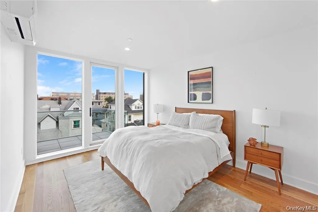 163 Beach 96th Street, New York, NY, 2 Bedrooms Bedrooms, 4 Rooms Rooms,2 BathroomsBathrooms,Residential,For Rent,Beach 96th,0,1064127 163 Beach 96th Street, New York, NY, 2 Bedrooms Bedrooms, 4 Rooms Rooms,2 BathroomsBathrooms,Residential,For Rent,Beach 96th,0,1064127