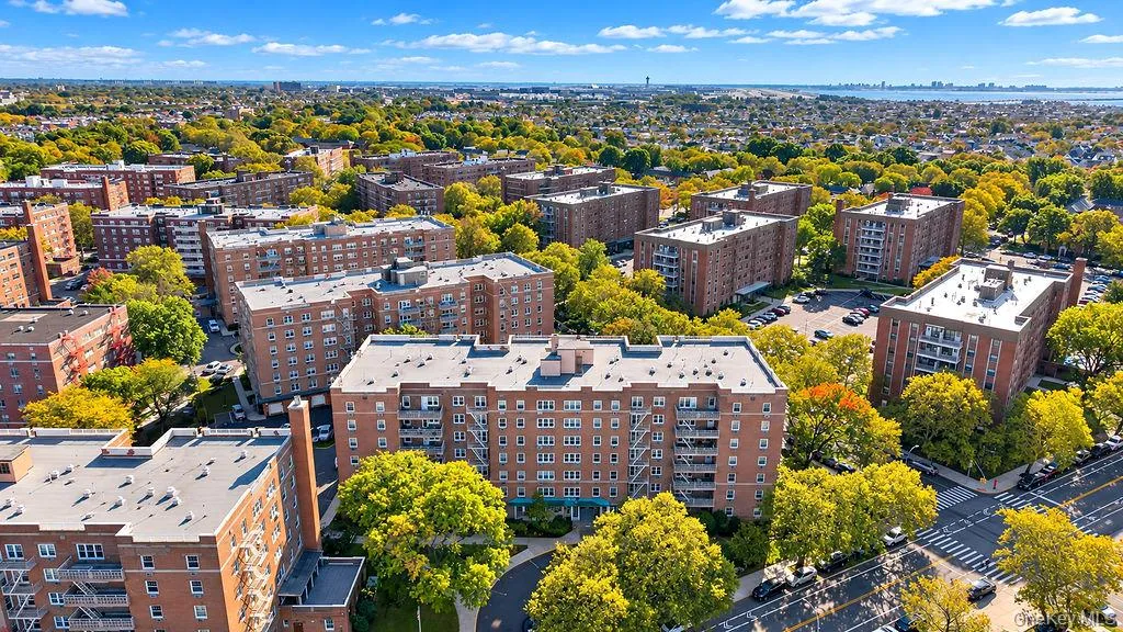 151-35 84th Street, New York, NY, 2 Bedrooms Bedrooms, 6 Rooms Rooms,2 BathroomsBathrooms,Residential,For Rent,84th,0,1064137 151-35 84th Street, New York, NY, 2 Bedrooms Bedrooms, 6 Rooms Rooms,2 BathroomsBathrooms,Residential,For Rent,84th,0,1064137
