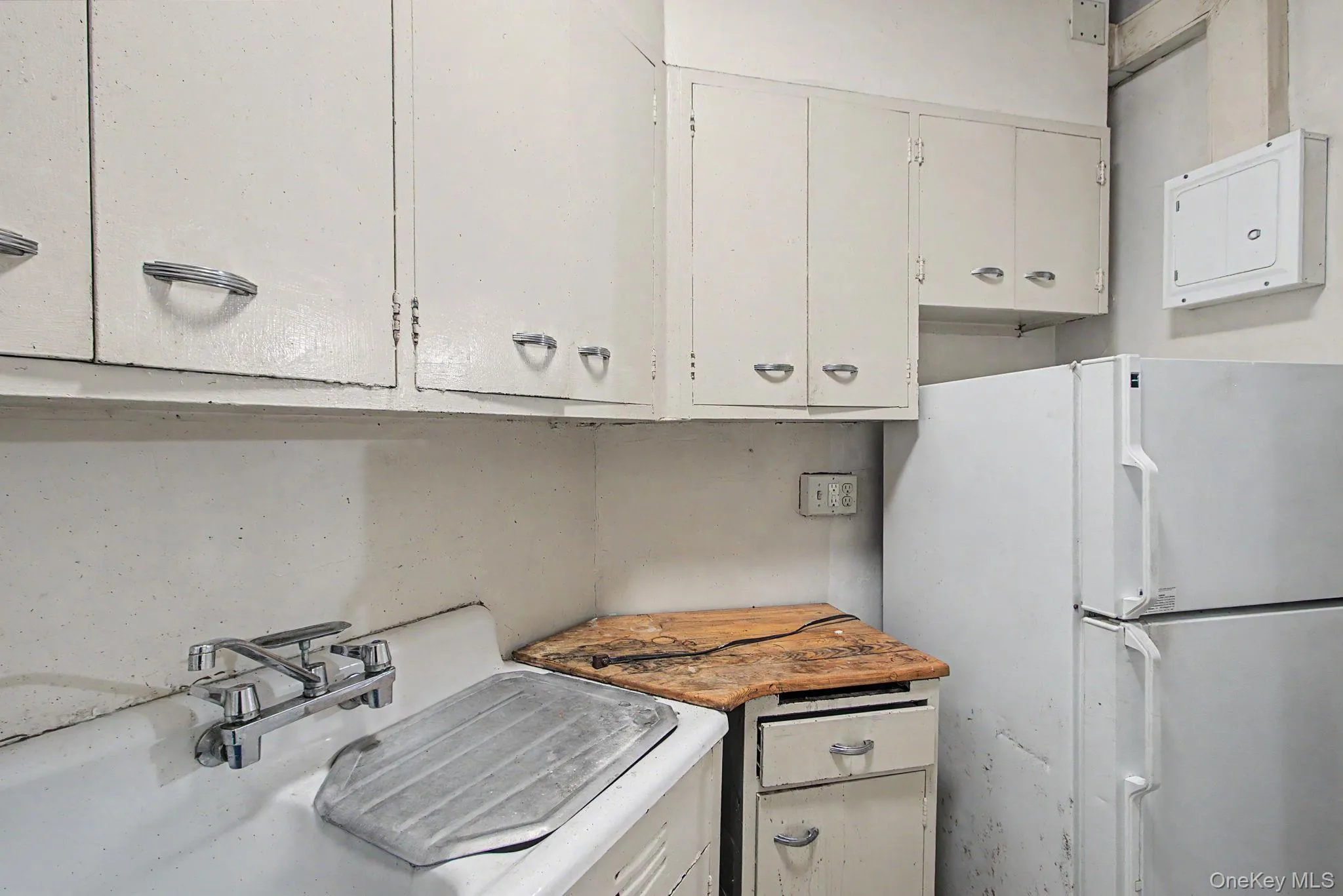 2100 Tremont Avenue, New York, NY, 2 Bedrooms Bedrooms, 5 Rooms Rooms,1 BathroomBathrooms,Residential,For Rent,Tremont,0,1064141 2100 Tremont Avenue, New York, NY, 2 Bedrooms Bedrooms, 5 Rooms Rooms,1 BathroomBathrooms,Residential,For Rent,Tremont,0,1064141