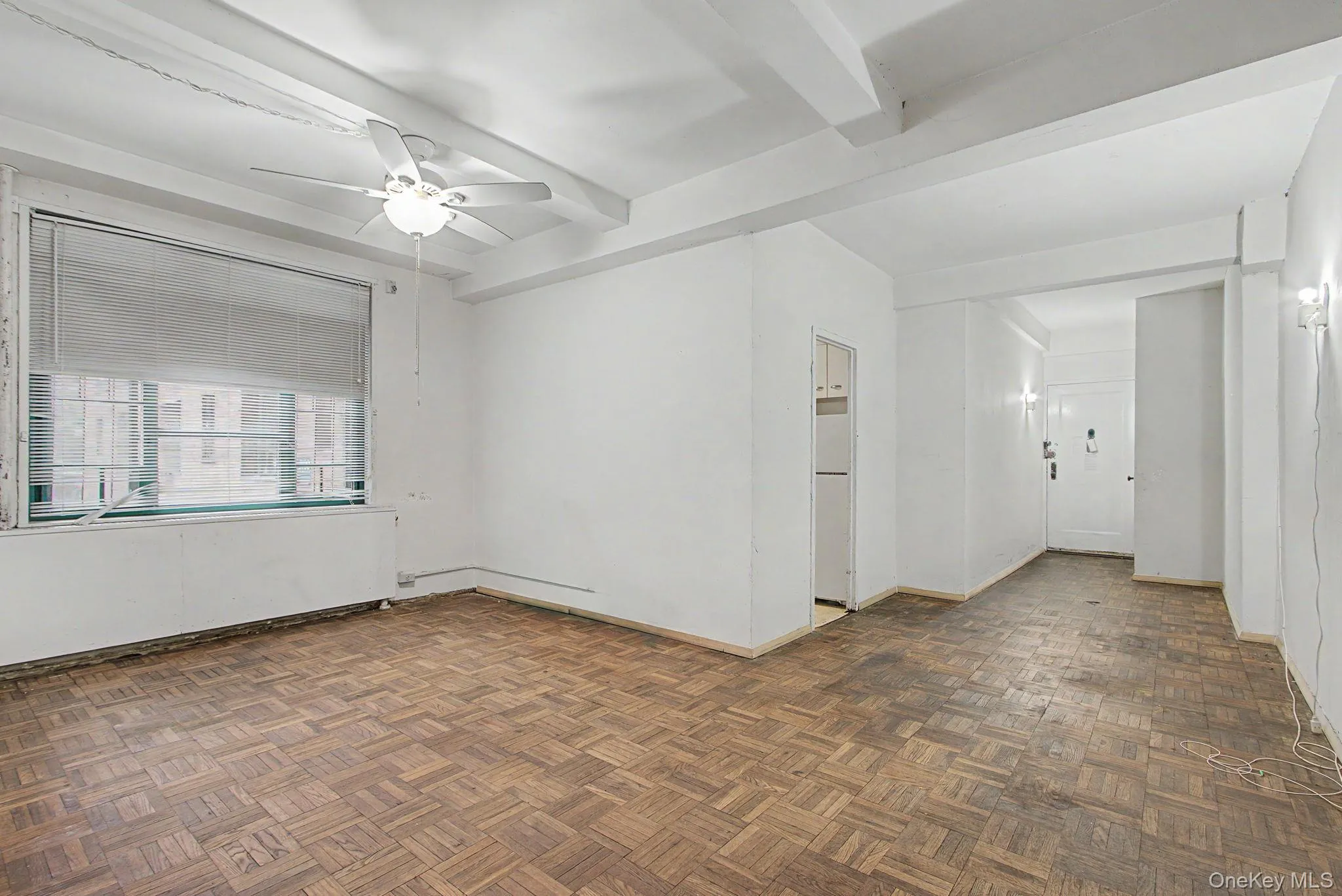 2100 Tremont Avenue, New York, NY, 2 Bedrooms Bedrooms, 5 Rooms Rooms,1 BathroomBathrooms,Residential,For Rent,Tremont,0,1064141 2100 Tremont Avenue, New York, NY, 2 Bedrooms Bedrooms, 5 Rooms Rooms,1 BathroomBathrooms,Residential,For Rent,Tremont,0,1064141