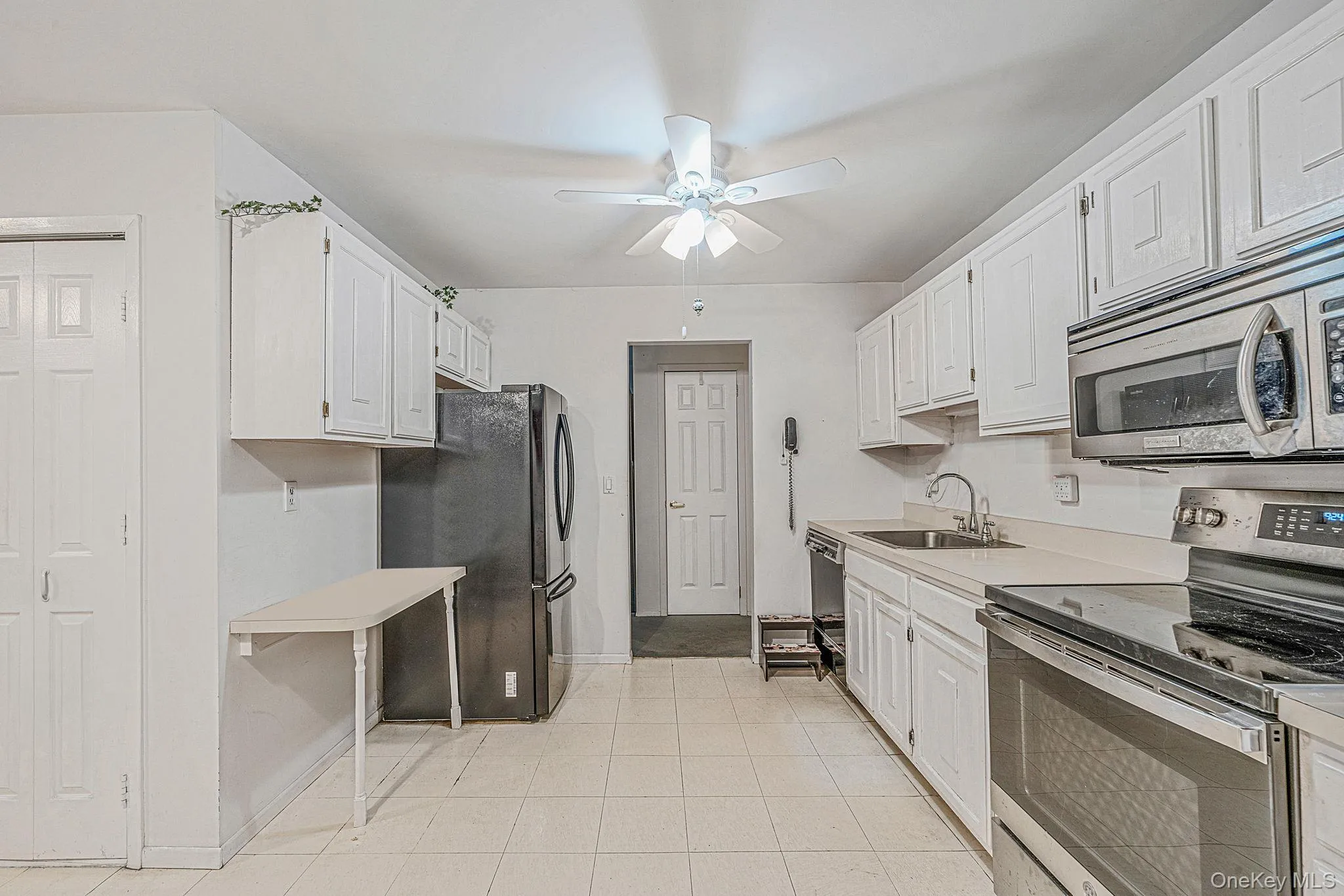 211 Mount Sinai Coram Road, Brookhaven, NY, 3 Bedrooms Bedrooms, 7 Rooms Rooms,2 BathroomsBathrooms,Residential,For Rent,Mount Sinai Coram,0,1064152 211 Mount Sinai Coram Road, Brookhaven, NY, 3 Bedrooms Bedrooms, 7 Rooms Rooms,2 BathroomsBathrooms,Residential,For Rent,Mount Sinai Coram,0,1064152
