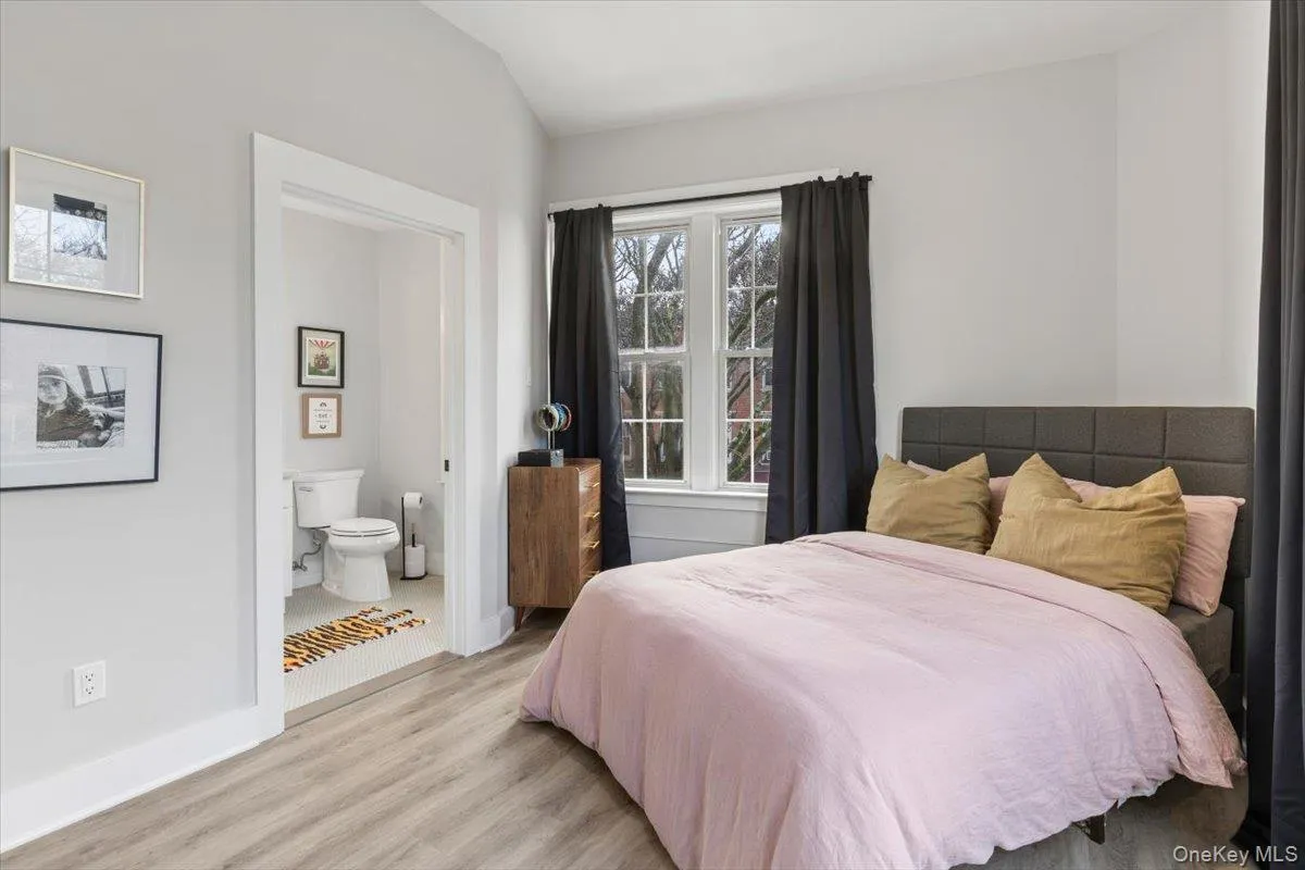 49 Beekman Avenue, Mount Pleasant, NY, 1 Bedroom Bedrooms, 3 Room Rooms,1 BathroomBathrooms,Residential Lease,For Rent,Beekman,0,1064167 49 Beekman Avenue, Mount Pleasant, NY, 1 Bedroom Bedrooms, 3 Room Rooms,1 BathroomBathrooms,Residential Lease,For Rent,Beekman,0,1064167