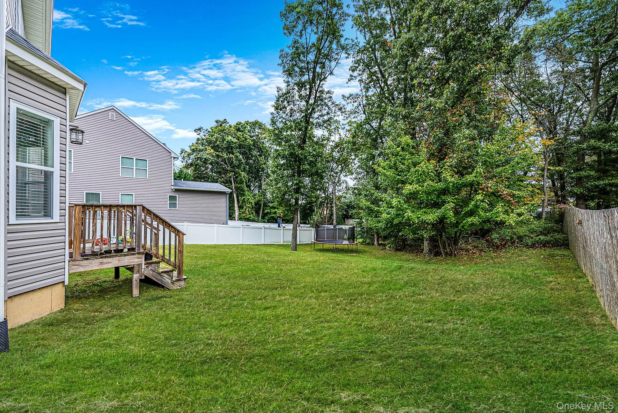 205 Kohr Road, Smithtown, NY, 4 Bedrooms Bedrooms, 9 Rooms Rooms,2 BathroomsBathrooms,Residential,For Rent,Kohr,0,1064178 205 Kohr Road, Smithtown, NY, 4 Bedrooms Bedrooms, 9 Rooms Rooms,2 BathroomsBathrooms,Residential,For Rent,Kohr,0,1064178