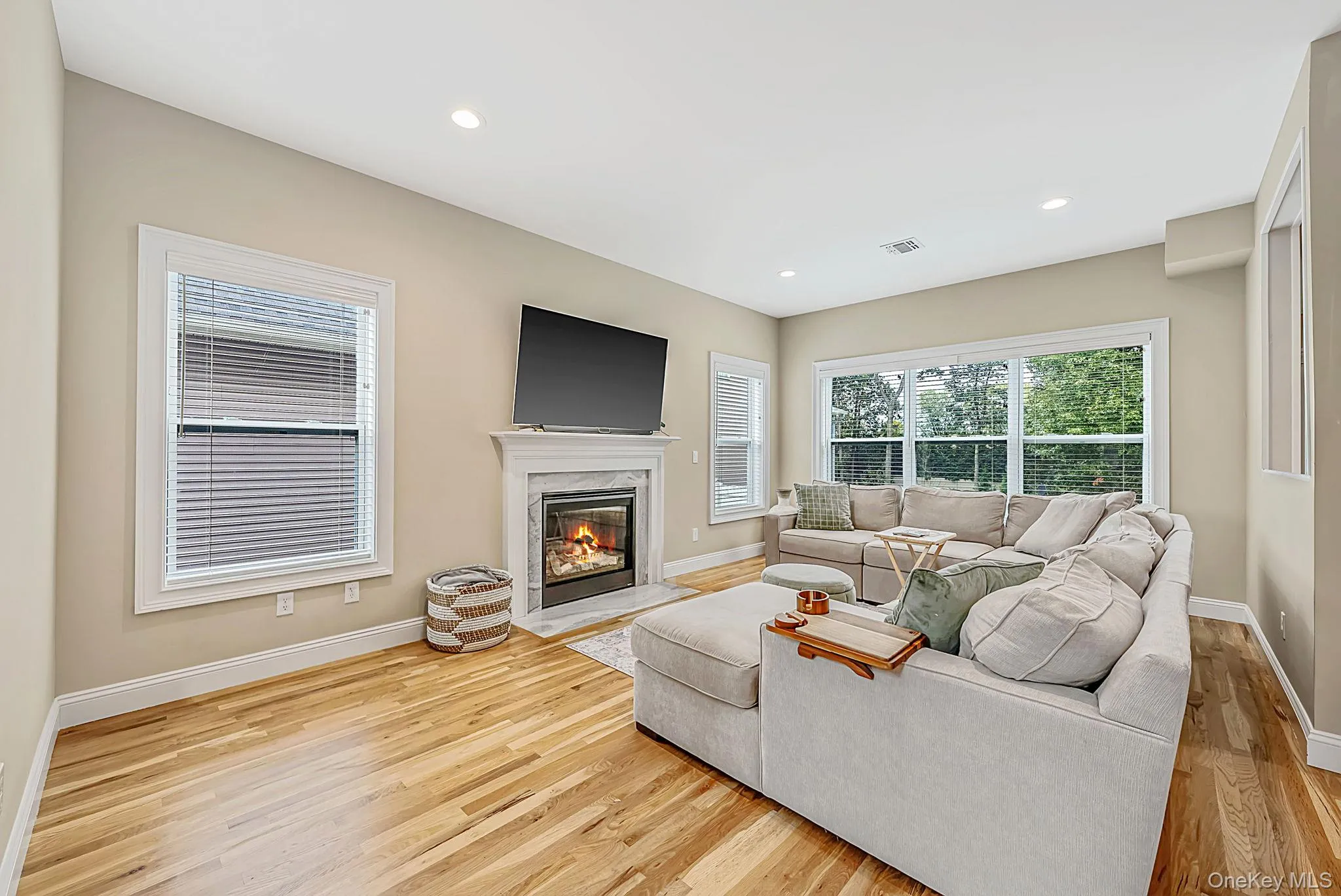 205 Kohr Road, Smithtown, NY, 4 Bedrooms Bedrooms, 9 Rooms Rooms,2 BathroomsBathrooms,Residential,For Rent,Kohr,0,1064178 205 Kohr Road, Smithtown, NY, 4 Bedrooms Bedrooms, 9 Rooms Rooms,2 BathroomsBathrooms,Residential,For Rent,Kohr,0,1064178