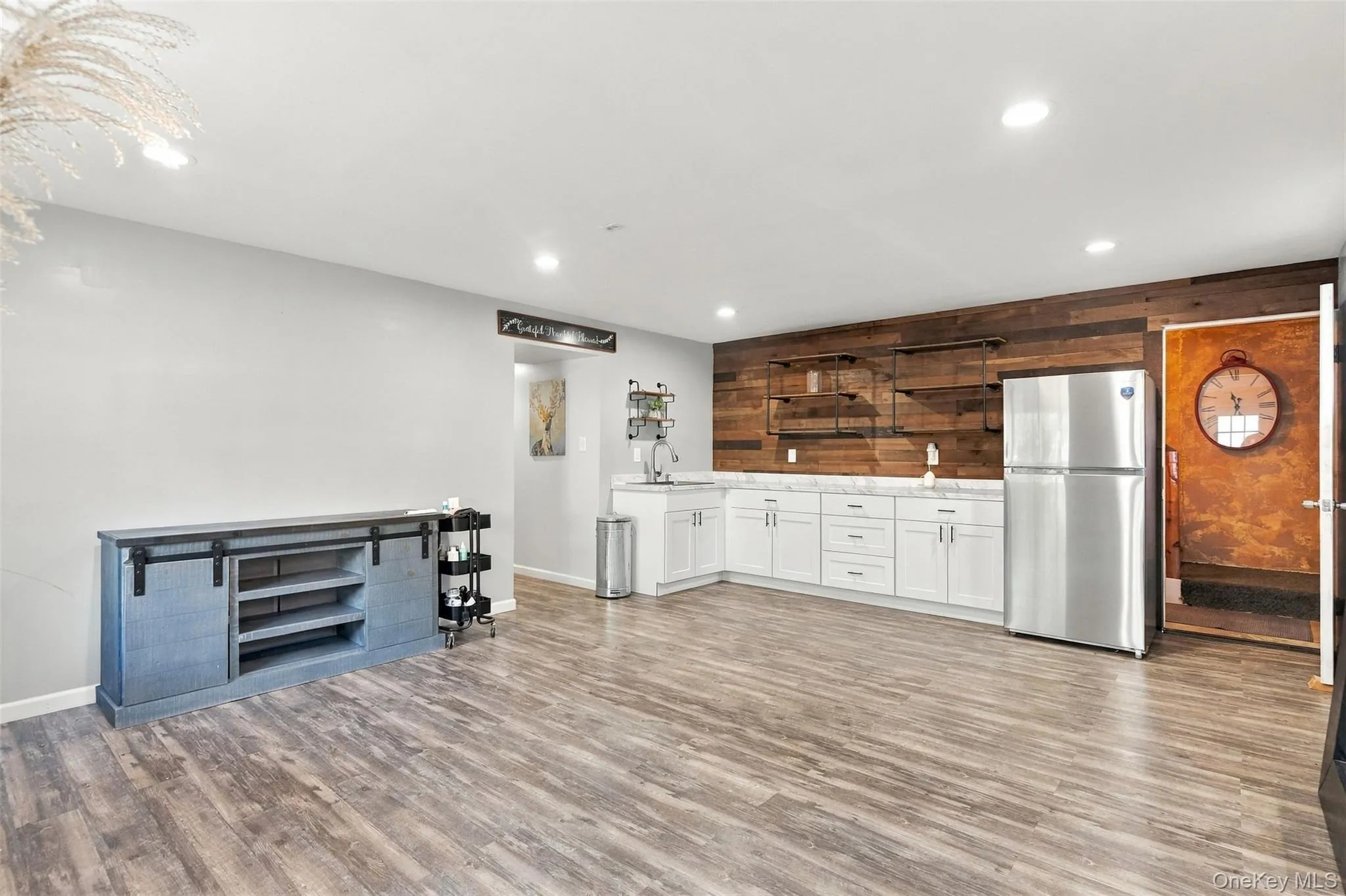 42 Western Avenue, Wallkill, NY, 4 Bedrooms Bedrooms, 9 Rooms Rooms,3 BathroomsBathrooms,Residential,For Rent,Western,0,1064186 42 Western Avenue, Wallkill, NY, 4 Bedrooms Bedrooms, 9 Rooms Rooms,3 BathroomsBathrooms,Residential,For Rent,Western,0,1064186