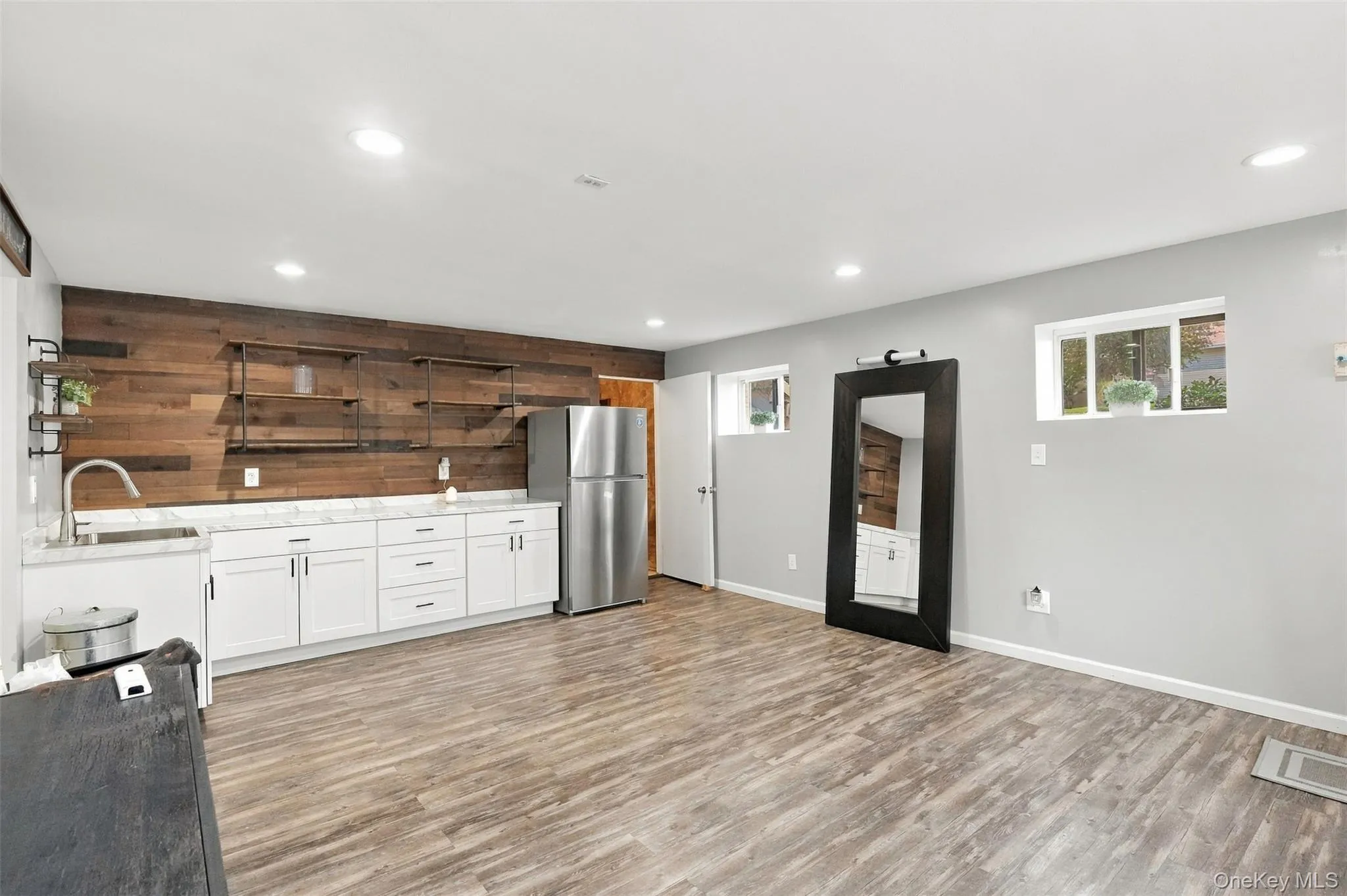 42 Western Avenue, Wallkill, NY, 4 Bedrooms Bedrooms, 9 Rooms Rooms,3 BathroomsBathrooms,Residential,For Rent,Western,0,1064186 42 Western Avenue, Wallkill, NY, 4 Bedrooms Bedrooms, 9 Rooms Rooms,3 BathroomsBathrooms,Residential,For Rent,Western,0,1064186