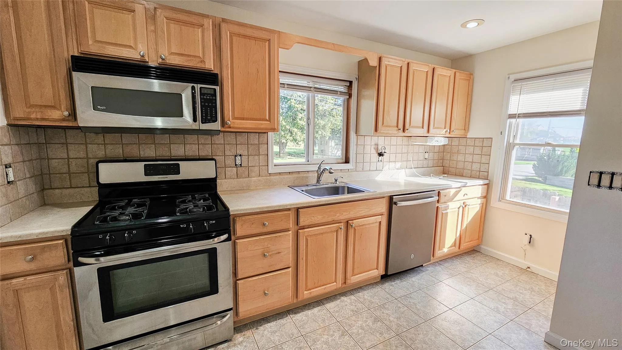 41 Birdsall Avenue, Marlboro, NY, 2 Bedroom Bedrooms, 5 Room Rooms,1 BathroomBathrooms,Residential Lease,For Rent,Birdsall,0,1064196 41 Birdsall Avenue, Marlboro, NY, 2 Bedroom Bedrooms, 5 Room Rooms,1 BathroomBathrooms,Residential Lease,For Rent,Birdsall,0,1064196