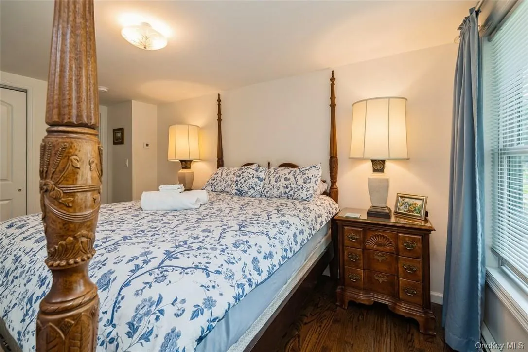 60 Murray Road, Warwick (town), NY, 4 Bedrooms Bedrooms, 6 Rooms Rooms,2 BathroomsBathrooms,Residential Lease,For Rent,Murray,0,1064222 60 Murray Road, Warwick (town), NY, 4 Bedrooms Bedrooms, 6 Rooms Rooms,2 BathroomsBathrooms,Residential Lease,For Rent,Murray,0,1064222