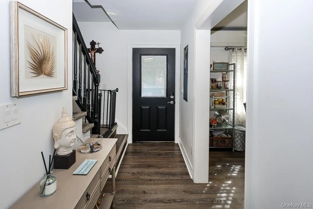 25 Centre Street, Yonkers, NY, 3 Bedrooms Bedrooms, 6 Rooms Rooms,2 BathroomsBathrooms,Residential,For Rent,Centre,0,1064227 25 Centre Street, Yonkers, NY, 3 Bedrooms Bedrooms, 6 Rooms Rooms,2 BathroomsBathrooms,Residential,For Rent,Centre,0,1064227