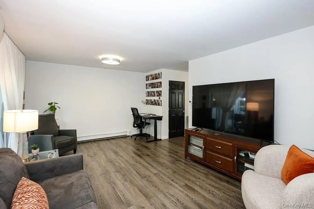 25 Centre Street, Yonkers, NY, 3 Bedrooms Bedrooms, 6 Rooms Rooms,2 BathroomsBathrooms,Residential,For Rent,Centre,0,1064227 25 Centre Street, Yonkers, NY, 3 Bedrooms Bedrooms, 6 Rooms Rooms,2 BathroomsBathrooms,Residential,For Rent,Centre,0,1064227