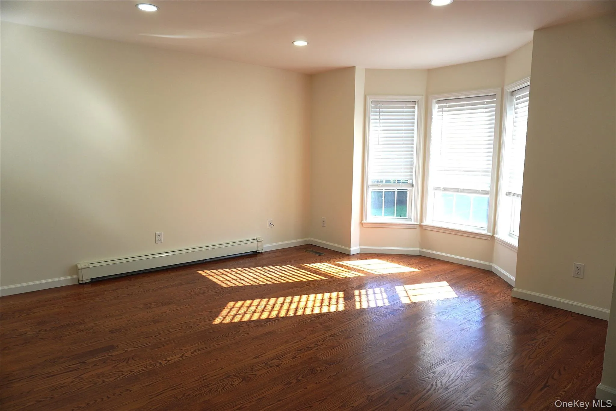 18 Briga Circle, Harrison, NY, 3 Bedrooms Bedrooms, 6 Rooms Rooms,2 BathroomsBathrooms,Residential Lease,For Rent,Briga,0,1064245 18 Briga Circle, Harrison, NY, 3 Bedrooms Bedrooms, 6 Rooms Rooms,2 BathroomsBathrooms,Residential Lease,For Rent,Briga,0,1064245