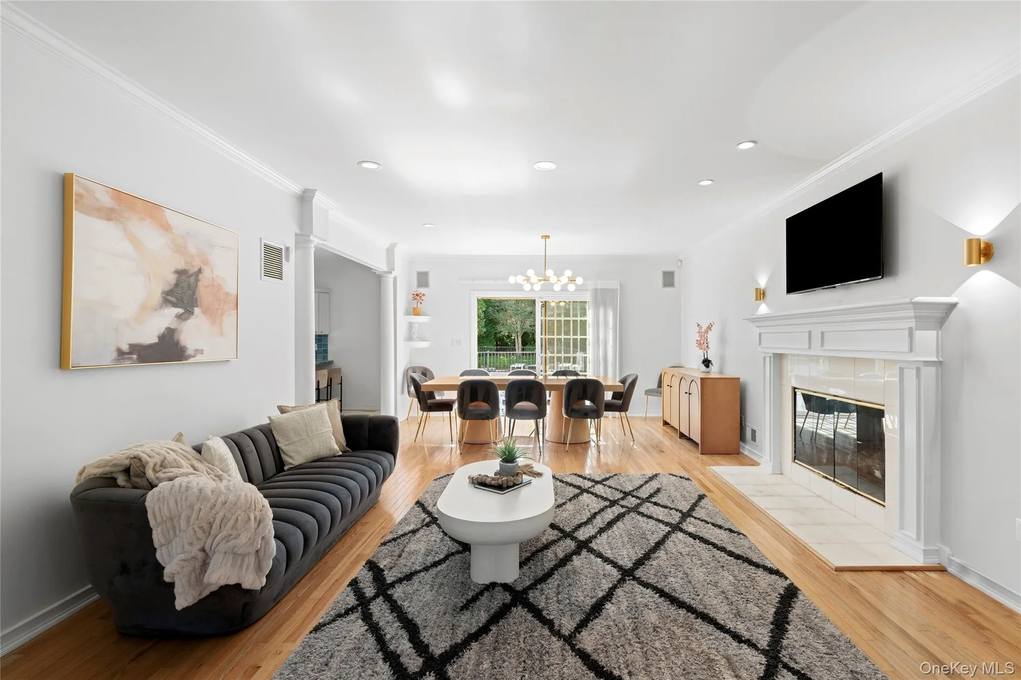 411B Mill Road, Southampton, NY, 5 Bedrooms Bedrooms, 12 Rooms Rooms,4 BathroomsBathrooms,Residential Lease,For Rent,Mill,0,1064253 411B Mill Road, Southampton, NY, 5 Bedrooms Bedrooms, 12 Rooms Rooms,4 BathroomsBathrooms,Residential Lease,For Rent,Mill,0,1064253