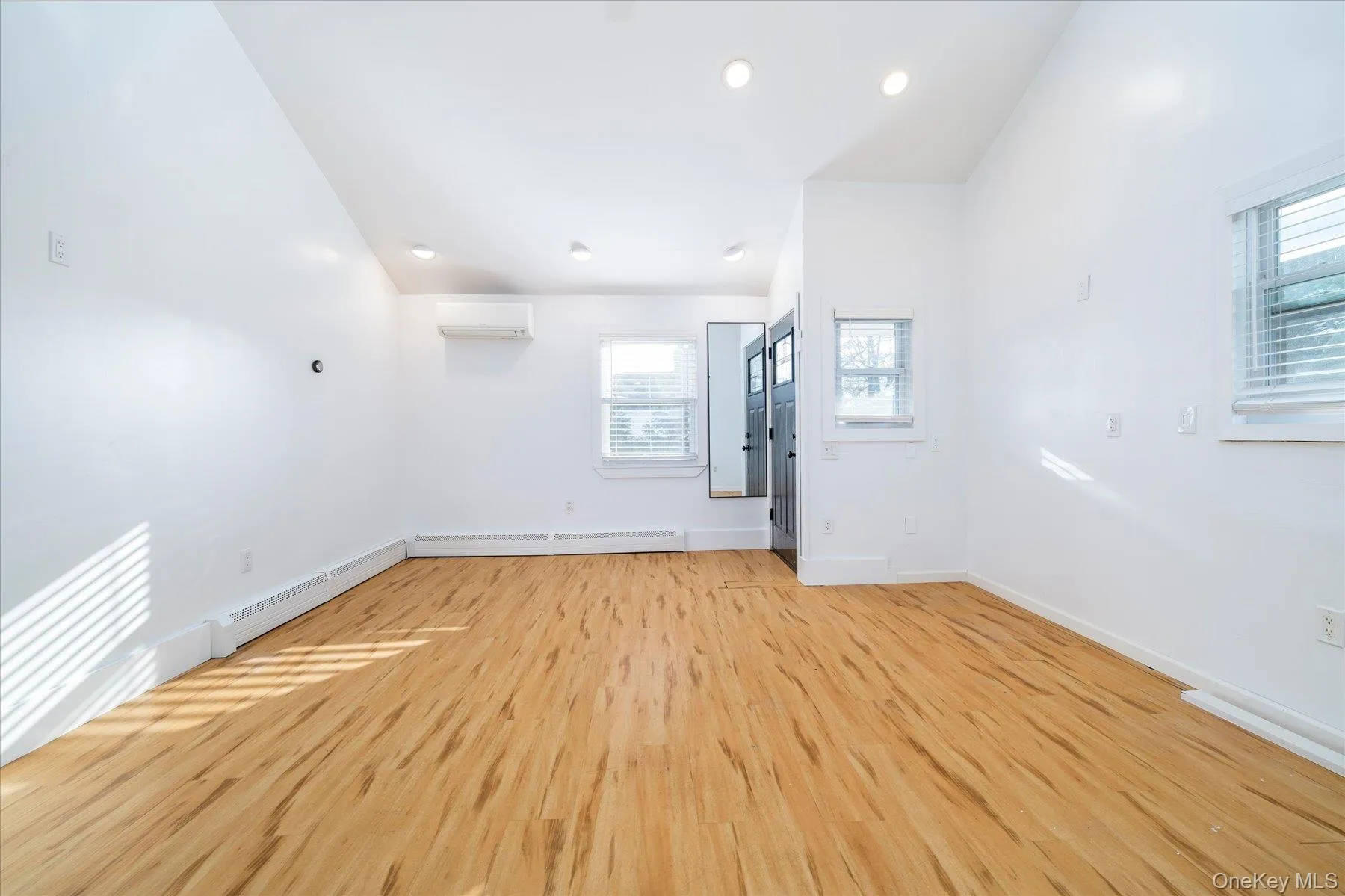 2280 Brookside Avenue, Hempstead, NY, 4 Bedrooms Bedrooms, 7 Rooms Rooms,2 BathroomsBathrooms,Residential,For Rent,Brookside,0,1064268 2280 Brookside Avenue, Hempstead, NY, 4 Bedrooms Bedrooms, 7 Rooms Rooms,2 BathroomsBathrooms,Residential,For Rent,Brookside,0,1064268