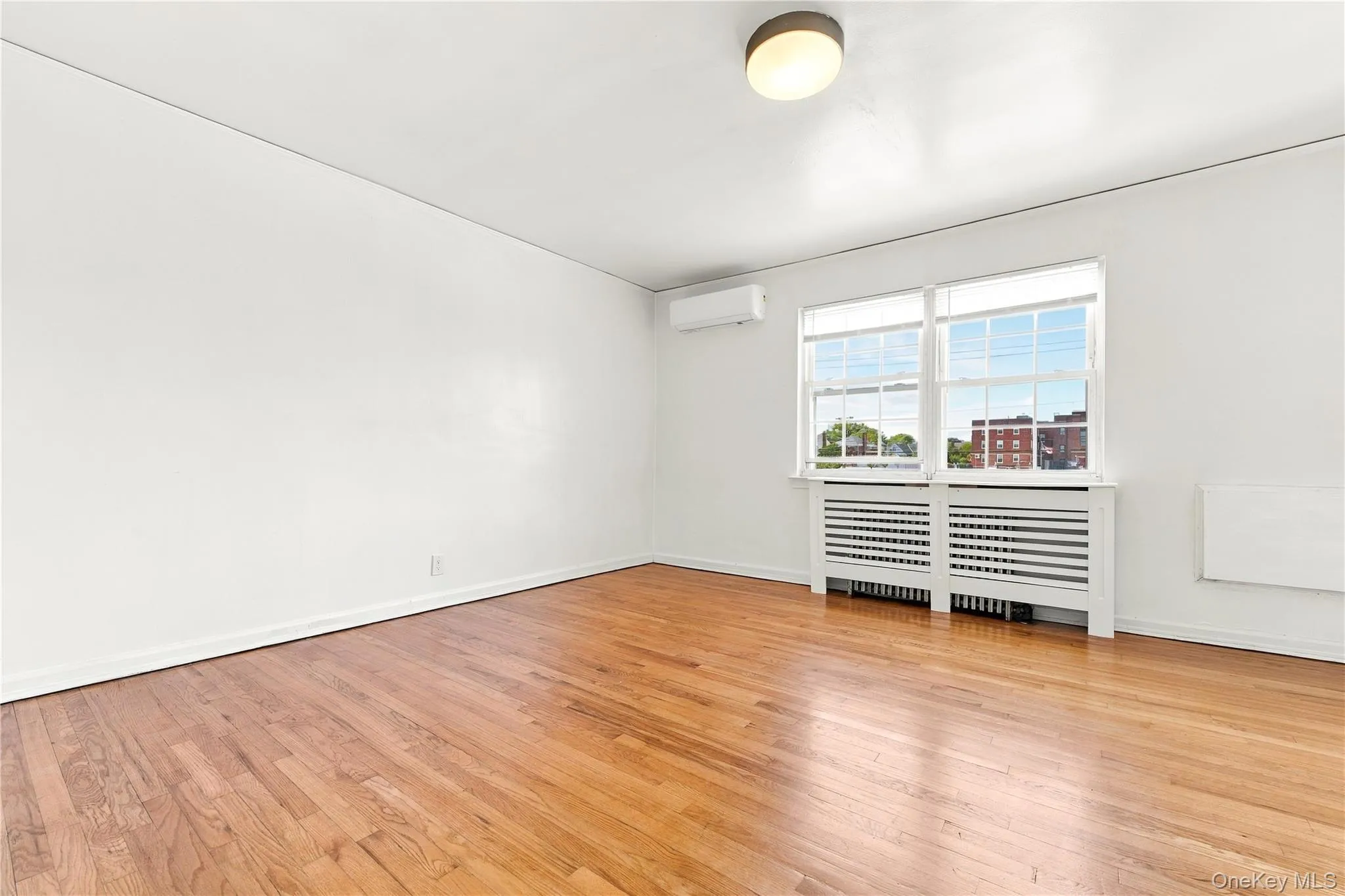 7351 Utopia Parkway, New York, NY, 2 Bedrooms Bedrooms, 7 Rooms Rooms,2 BathroomsBathrooms,Residential Lease,For Rent,Utopia,0,1064270 7351 Utopia Parkway, New York, NY, 2 Bedrooms Bedrooms, 7 Rooms Rooms,2 BathroomsBathrooms,Residential Lease,For Rent,Utopia,0,1064270