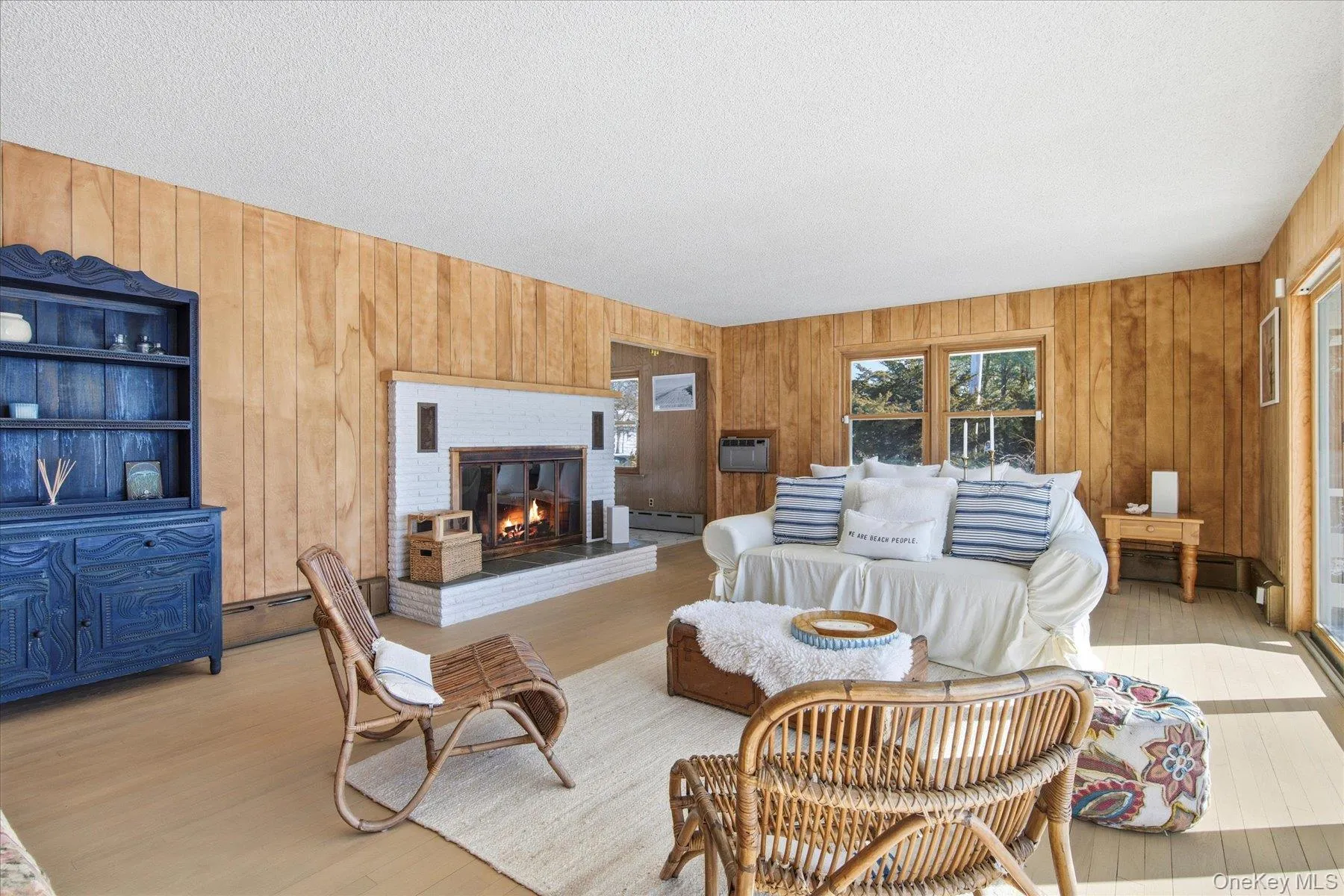 1 Oceanview Road, Southampton, NY, 2 Bedrooms Bedrooms, 4 Rooms Rooms,2 BathroomsBathrooms,Residential Lease,For Rent,Oceanview,0,1064275 1 Oceanview Road, Southampton, NY, 2 Bedrooms Bedrooms, 4 Rooms Rooms,2 BathroomsBathrooms,Residential Lease,For Rent,Oceanview,0,1064275