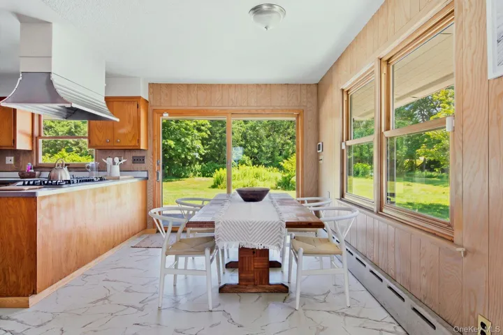 1 Oceanview Road, Southampton, New York 11946