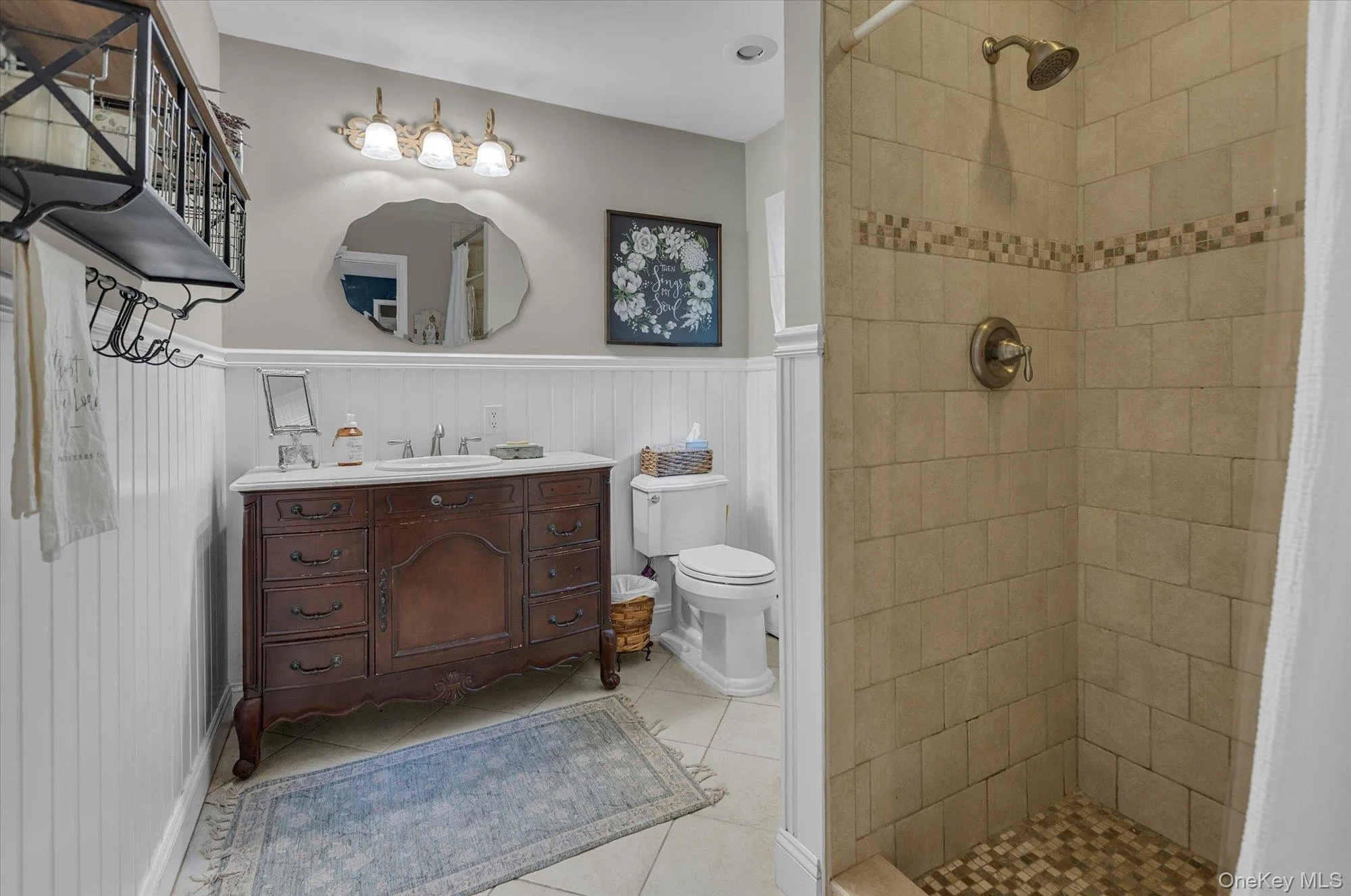 22 Alice Lane, Smithtown, NY, 3 Bedrooms Bedrooms, 6 Rooms Rooms,2 BathroomsBathrooms,Residential,For Rent,Alice,0,1064277 22 Alice Lane, Smithtown, NY, 3 Bedrooms Bedrooms, 6 Rooms Rooms,2 BathroomsBathrooms,Residential,For Rent,Alice,0,1064277