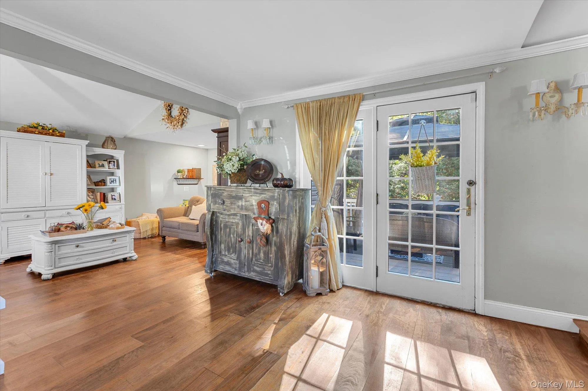 22 Alice Lane, Smithtown, NY, 3 Bedrooms Bedrooms, 6 Rooms Rooms,2 BathroomsBathrooms,Residential,For Rent,Alice,0,1064277 22 Alice Lane, Smithtown, NY, 3 Bedrooms Bedrooms, 6 Rooms Rooms,2 BathroomsBathrooms,Residential,For Rent,Alice,0,1064277