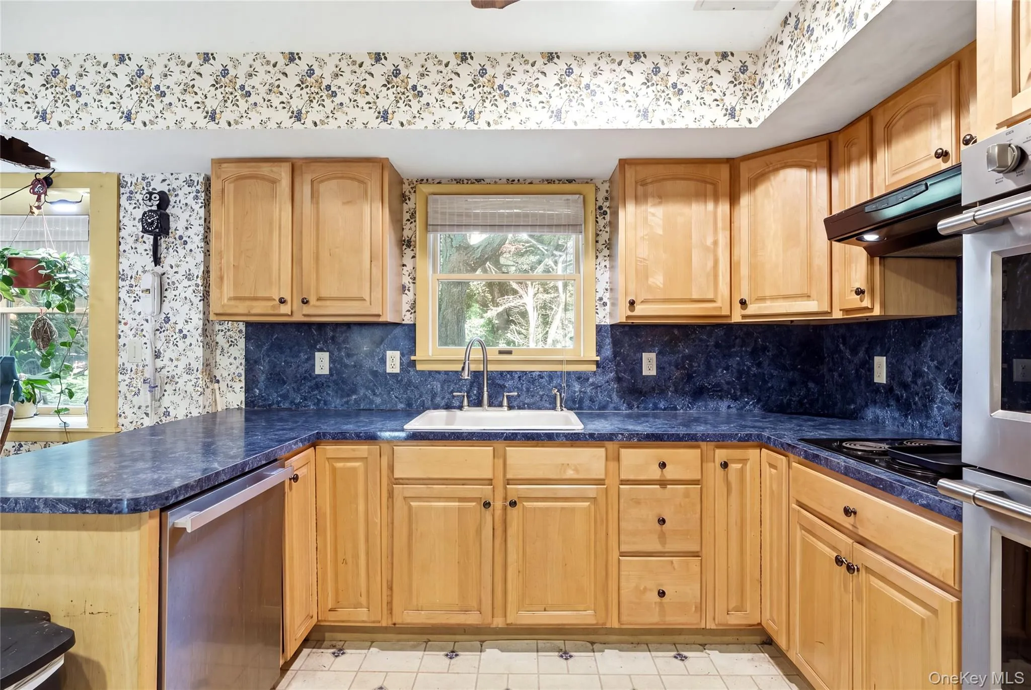 30 Manor Road, Huntington, NY, 4 Bedrooms Bedrooms, 11 Rooms Rooms,2 BathroomsBathrooms,Residential,For Rent,Manor,0,1064279 30 Manor Road, Huntington, NY, 4 Bedrooms Bedrooms, 11 Rooms Rooms,2 BathroomsBathrooms,Residential,For Rent,Manor,0,1064279