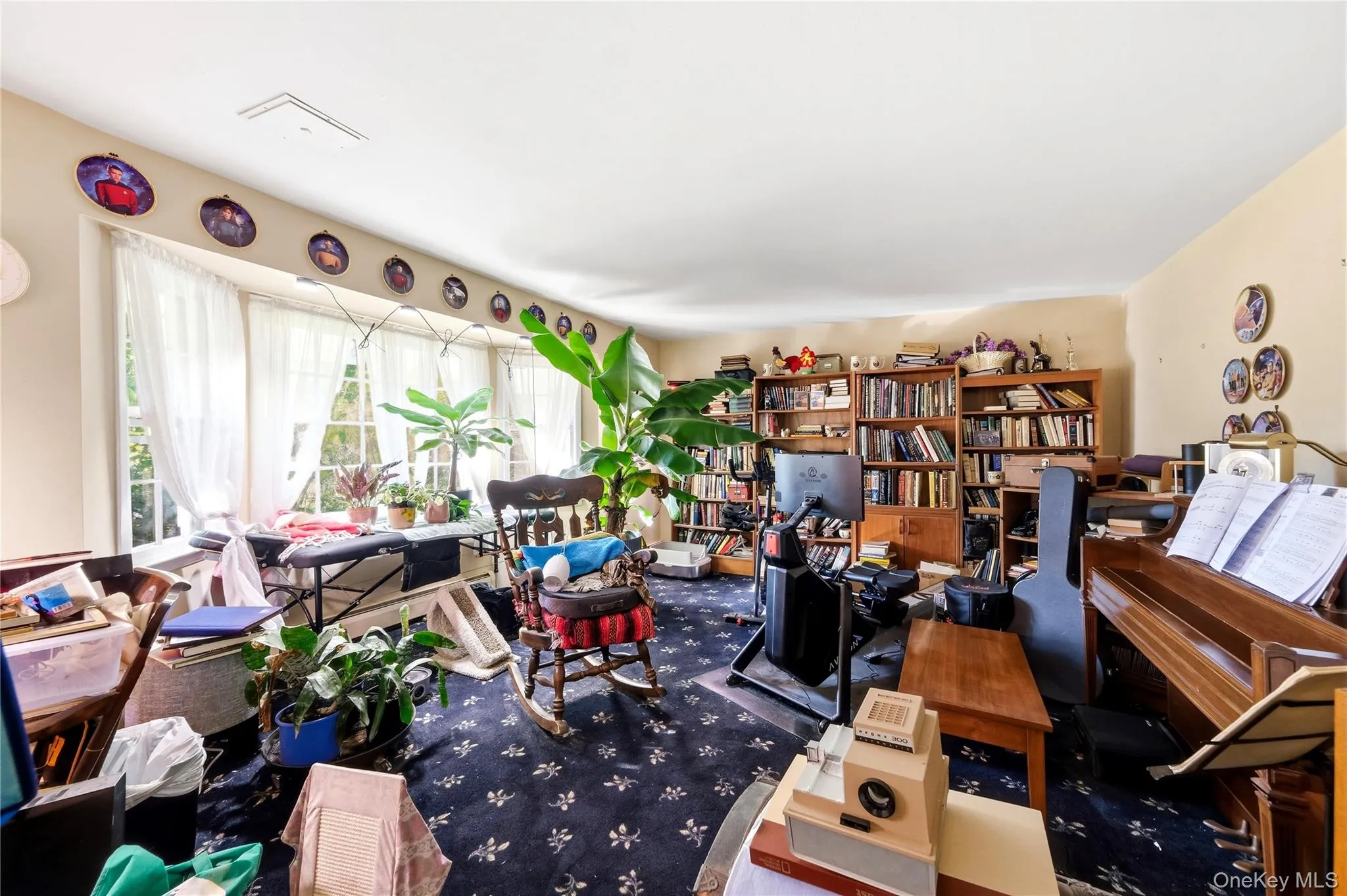 30 Manor Road, Huntington, NY, 4 Bedrooms Bedrooms, 11 Rooms Rooms,2 BathroomsBathrooms,Residential,For Rent,Manor,0,1064279 30 Manor Road, Huntington, NY, 4 Bedrooms Bedrooms, 11 Rooms Rooms,2 BathroomsBathrooms,Residential,For Rent,Manor,0,1064279