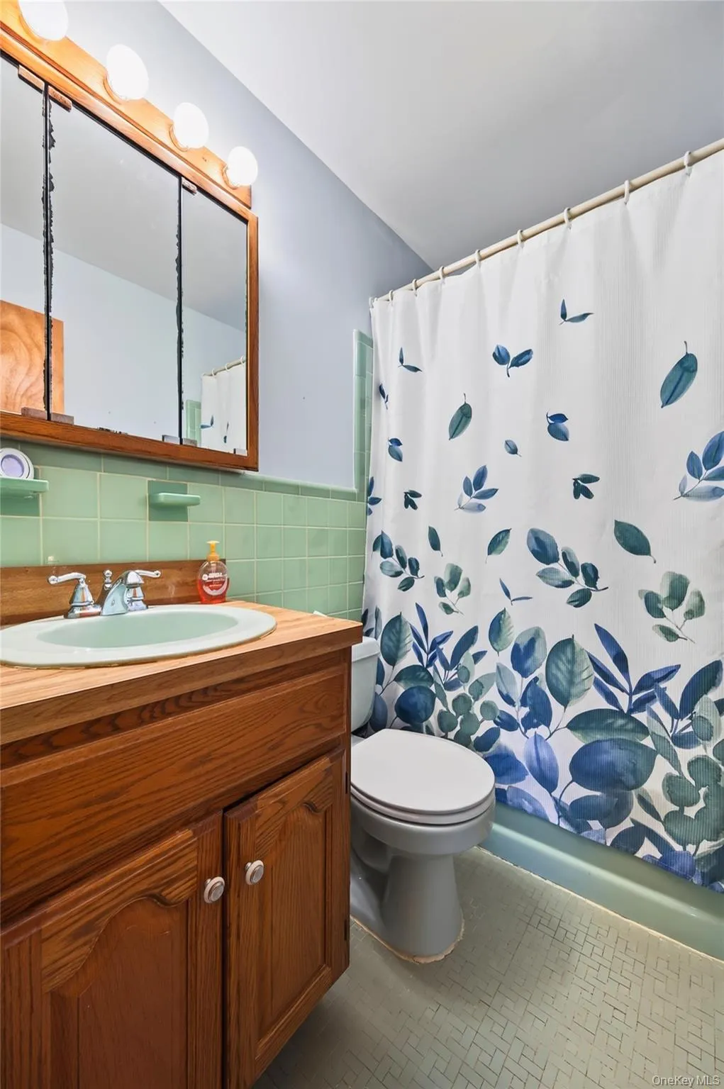 First floor full bathroom First floor full bathroom