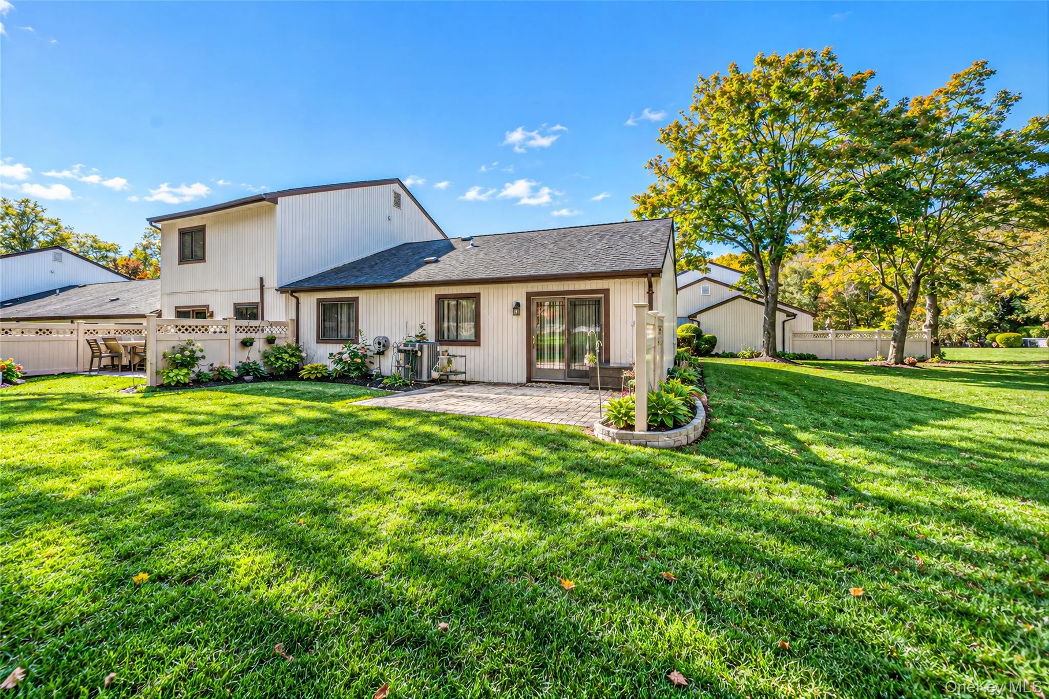 9 Sheila Court, Islip, NY, 2 Bedrooms Bedrooms, 5 Rooms Rooms,2 BathroomsBathrooms,Residential,For Rent,Sheila,0,1064301 9 Sheila Court, Islip, NY, 2 Bedrooms Bedrooms, 5 Rooms Rooms,2 BathroomsBathrooms,Residential,For Rent,Sheila,0,1064301