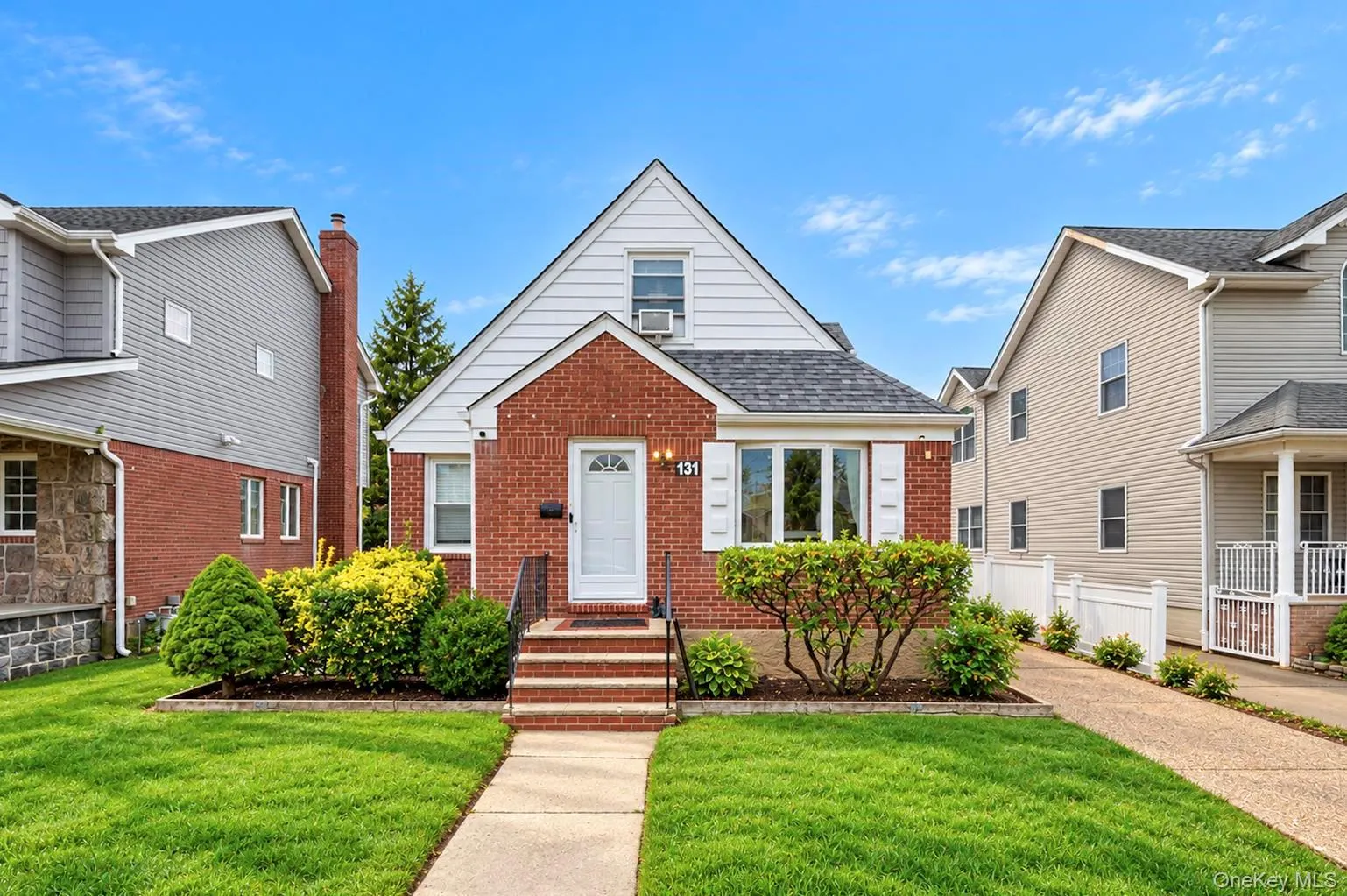 131 5th Street, North Hempstead, NY, 4 Bedrooms Bedrooms, 6 Rooms Rooms,2 BathroomsBathrooms,Residential,For Rent,5th,0,1064319 131 5th Street, North Hempstead, NY, 4 Bedrooms Bedrooms, 6 Rooms Rooms,2 BathroomsBathrooms,Residential,For Rent,5th,0,1064319