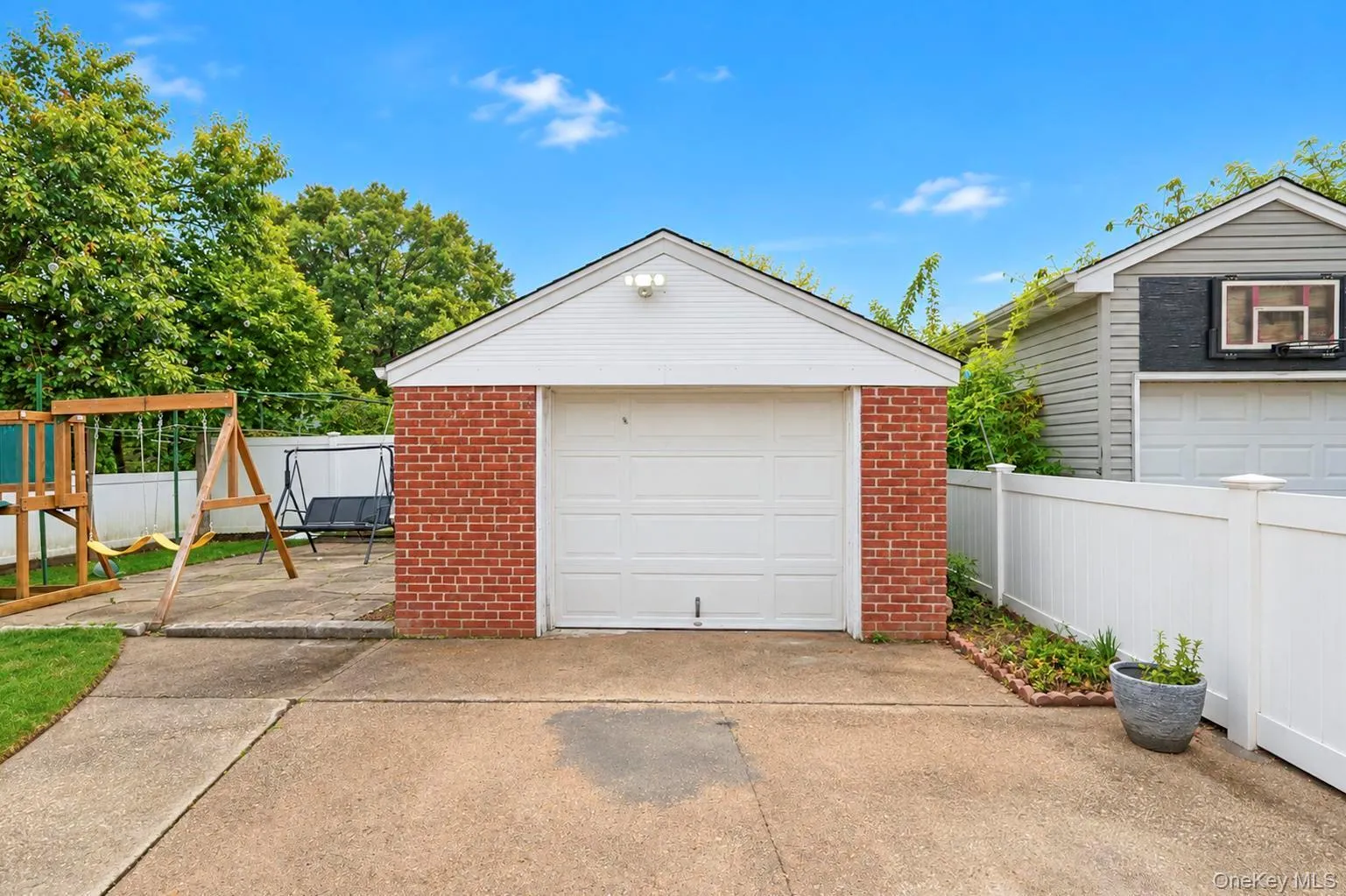 131 5th Street, North Hempstead, NY, 4 Bedrooms Bedrooms, 6 Rooms Rooms,2 BathroomsBathrooms,Residential,For Rent,5th,0,1064319 131 5th Street, North Hempstead, NY, 4 Bedrooms Bedrooms, 6 Rooms Rooms,2 BathroomsBathrooms,Residential,For Rent,5th,0,1064319