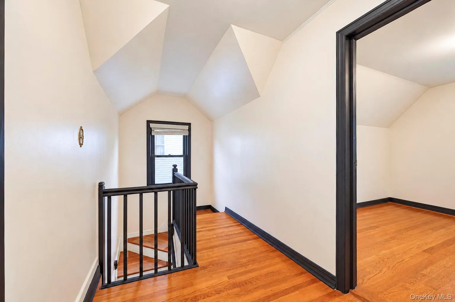 131 5th Street, North Hempstead, NY, 4 Bedrooms Bedrooms, 6 Rooms Rooms,2 BathroomsBathrooms,Residential,For Rent,5th,0,1064319 131 5th Street, North Hempstead, NY, 4 Bedrooms Bedrooms, 6 Rooms Rooms,2 BathroomsBathrooms,Residential,For Rent,5th,0,1064319